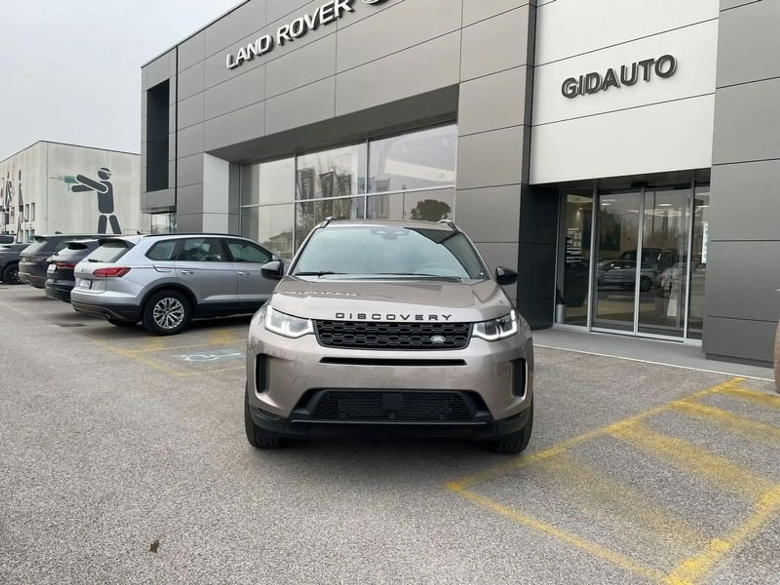 Land Rover - Discovery Sport