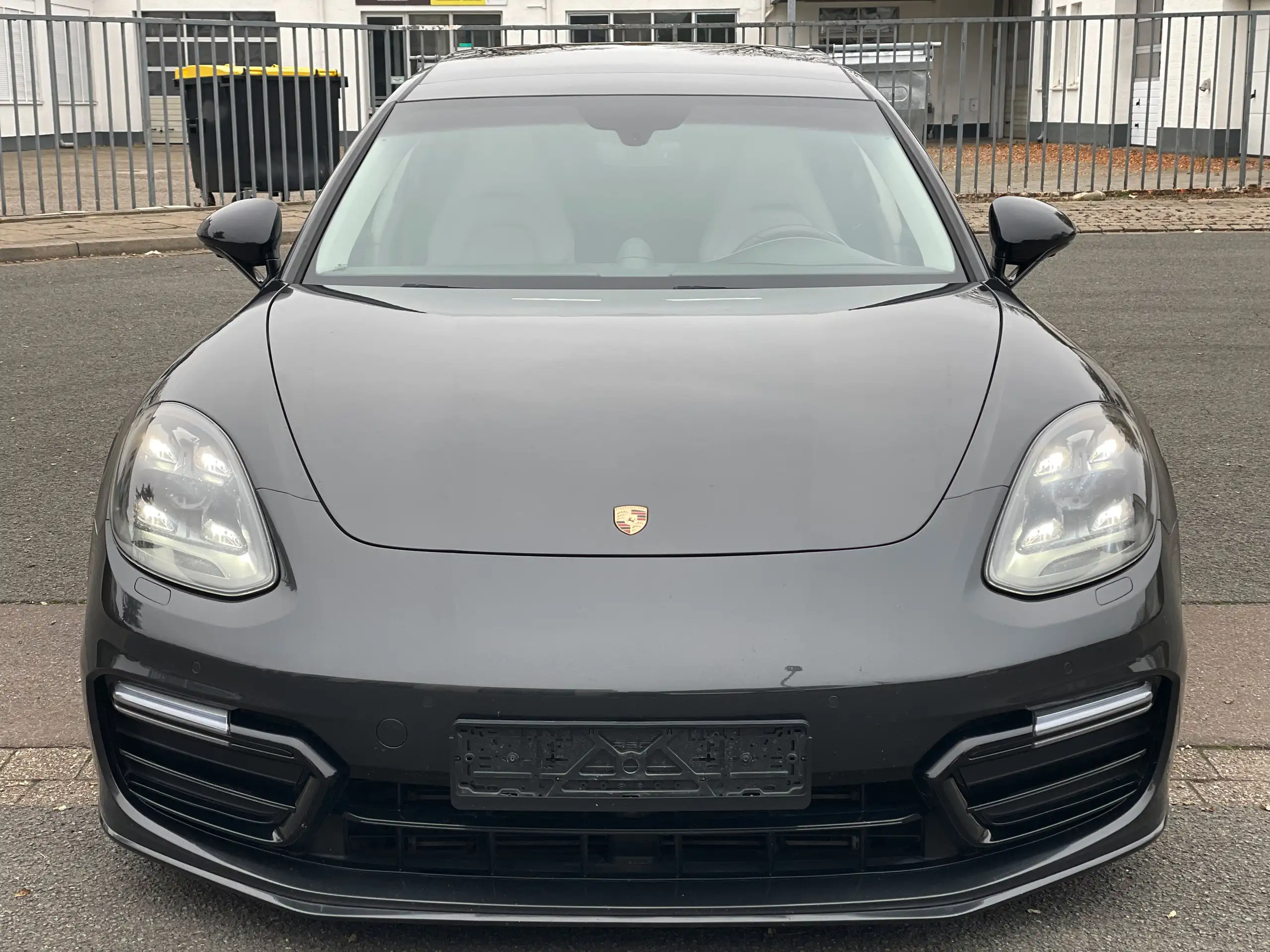 Porsche - Panamera