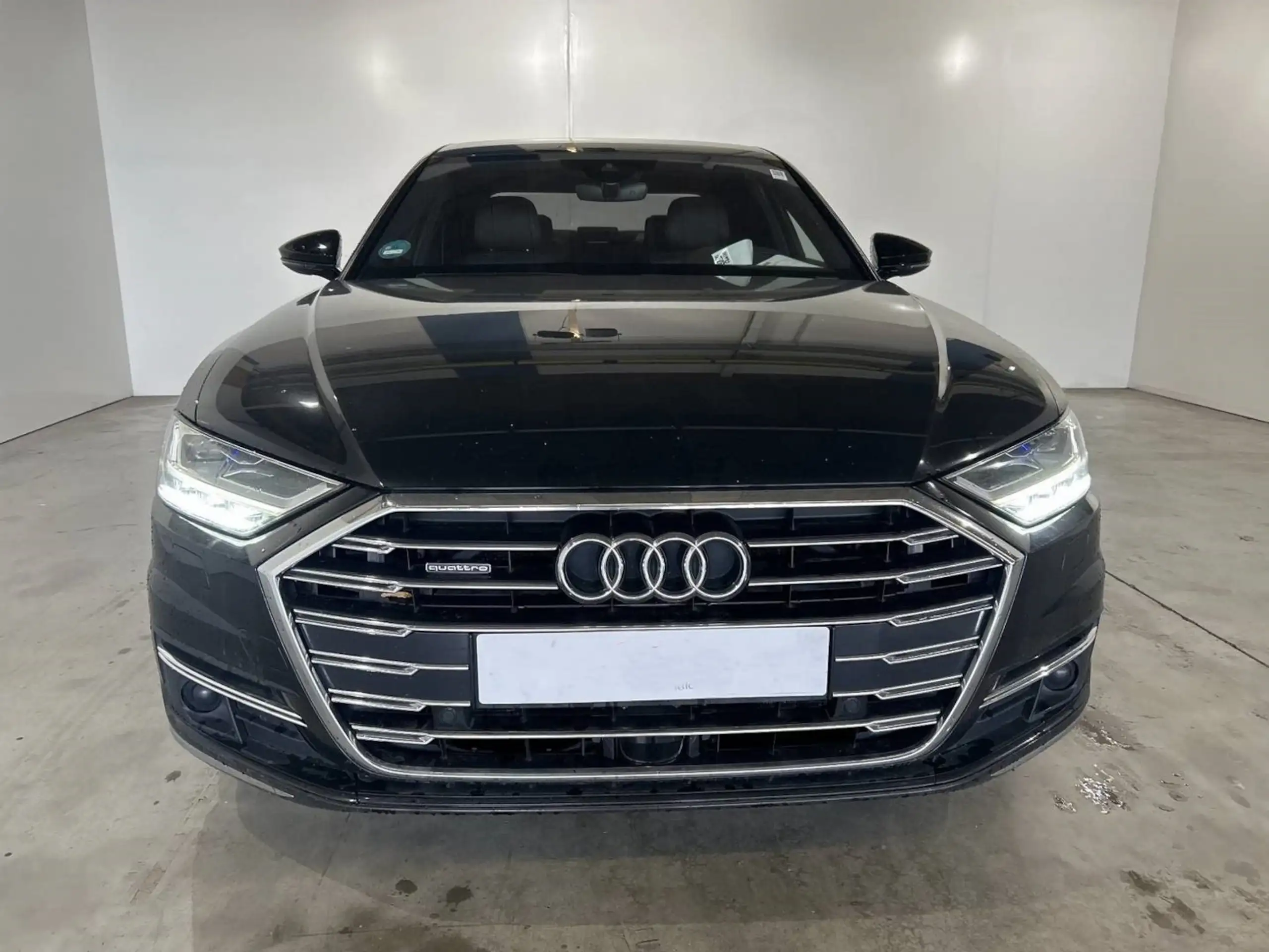 Audi - A8