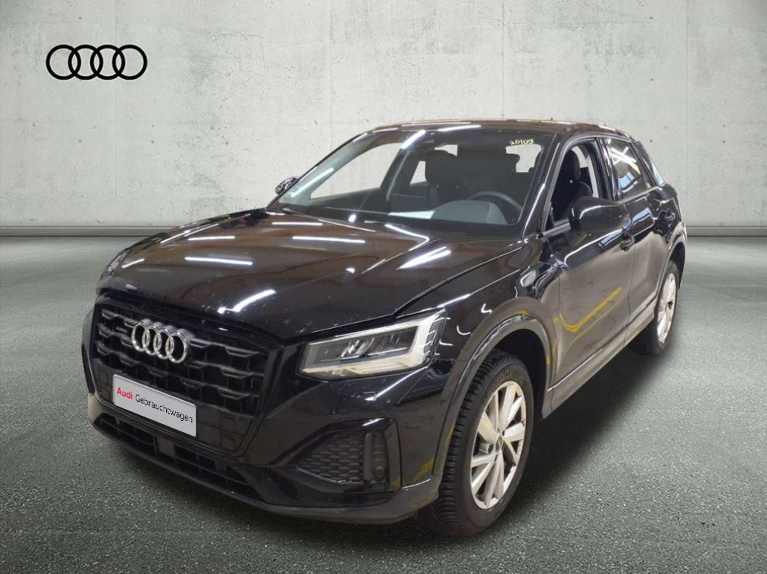 Audi - Q2