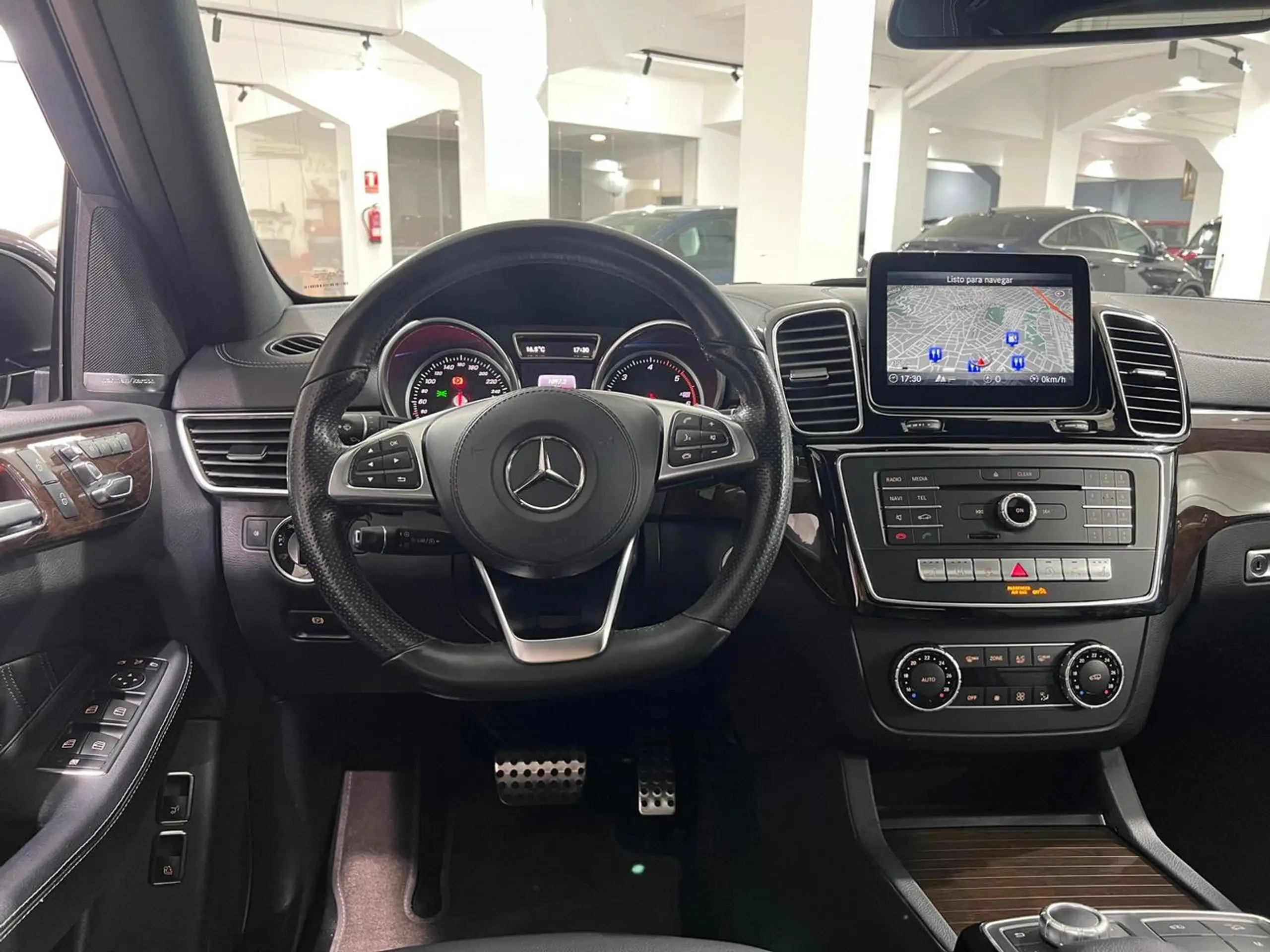 Mercedes-Benz - GLS 350