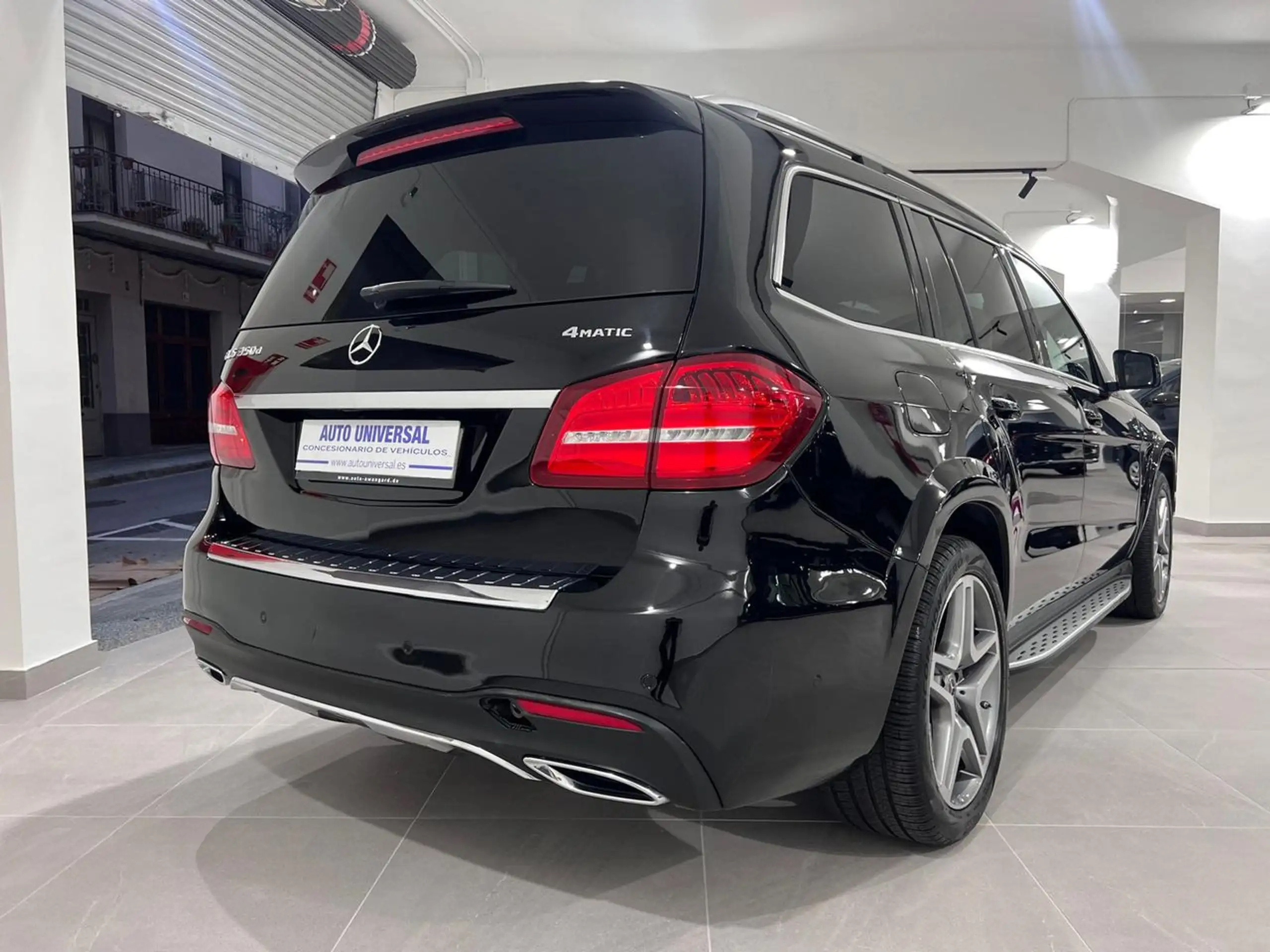 Mercedes-Benz - GLS 350