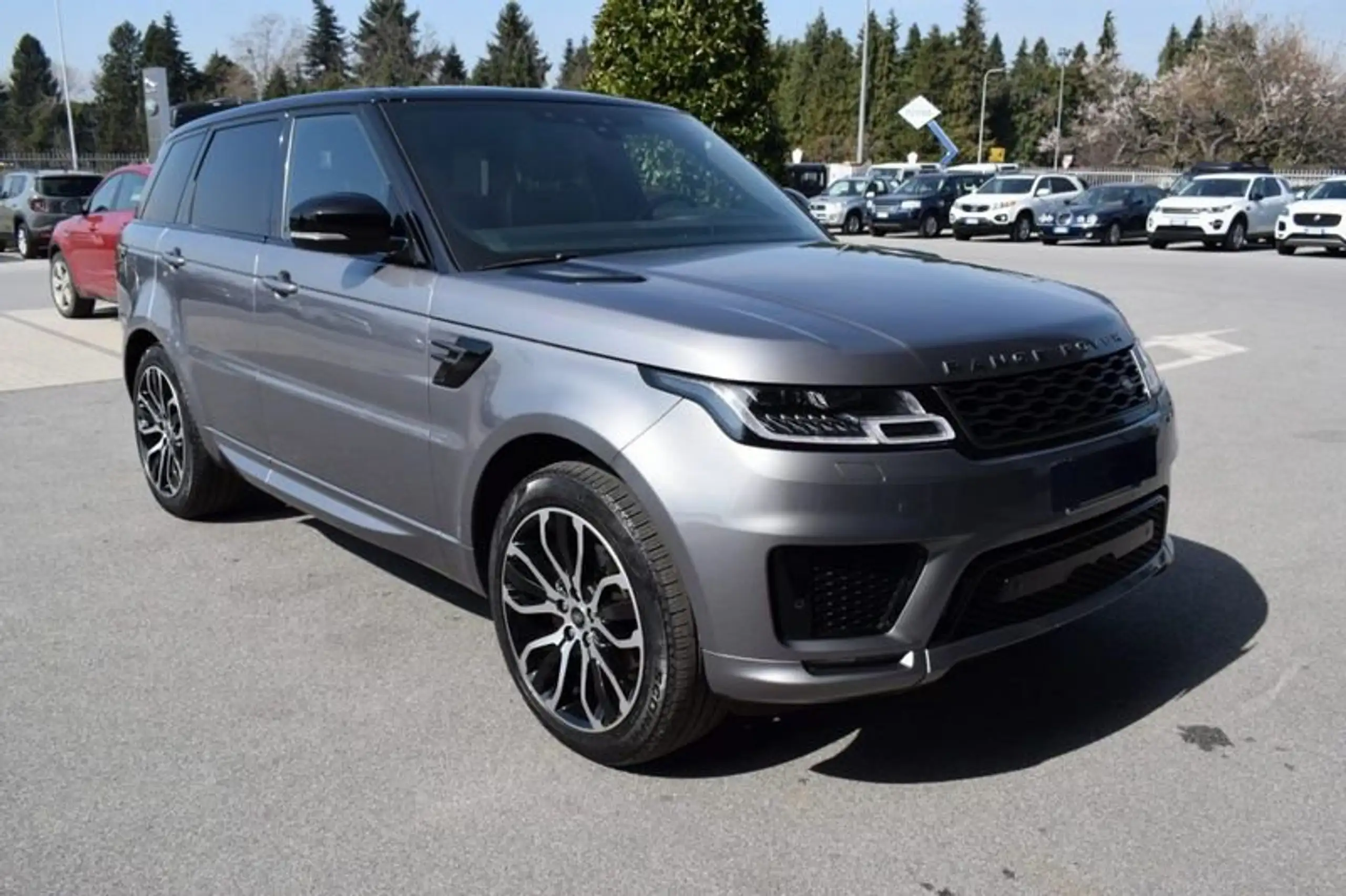 Land Rover - Range Rover Sport