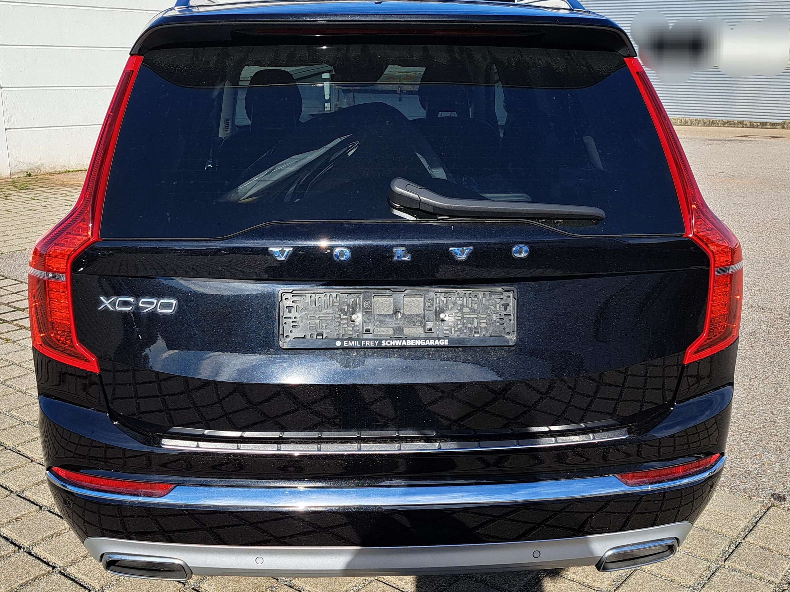 Volvo - XC90