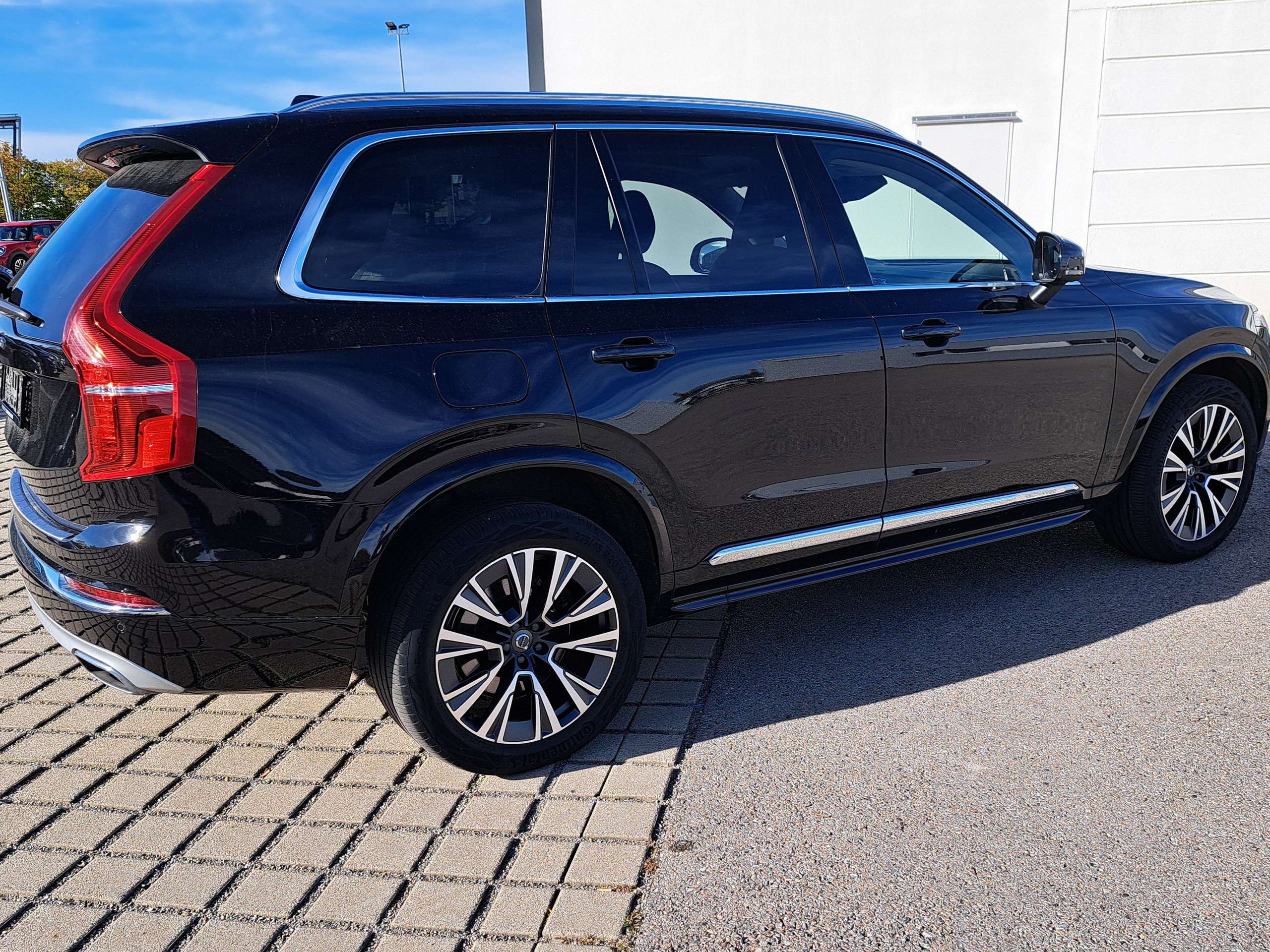 Volvo - XC90