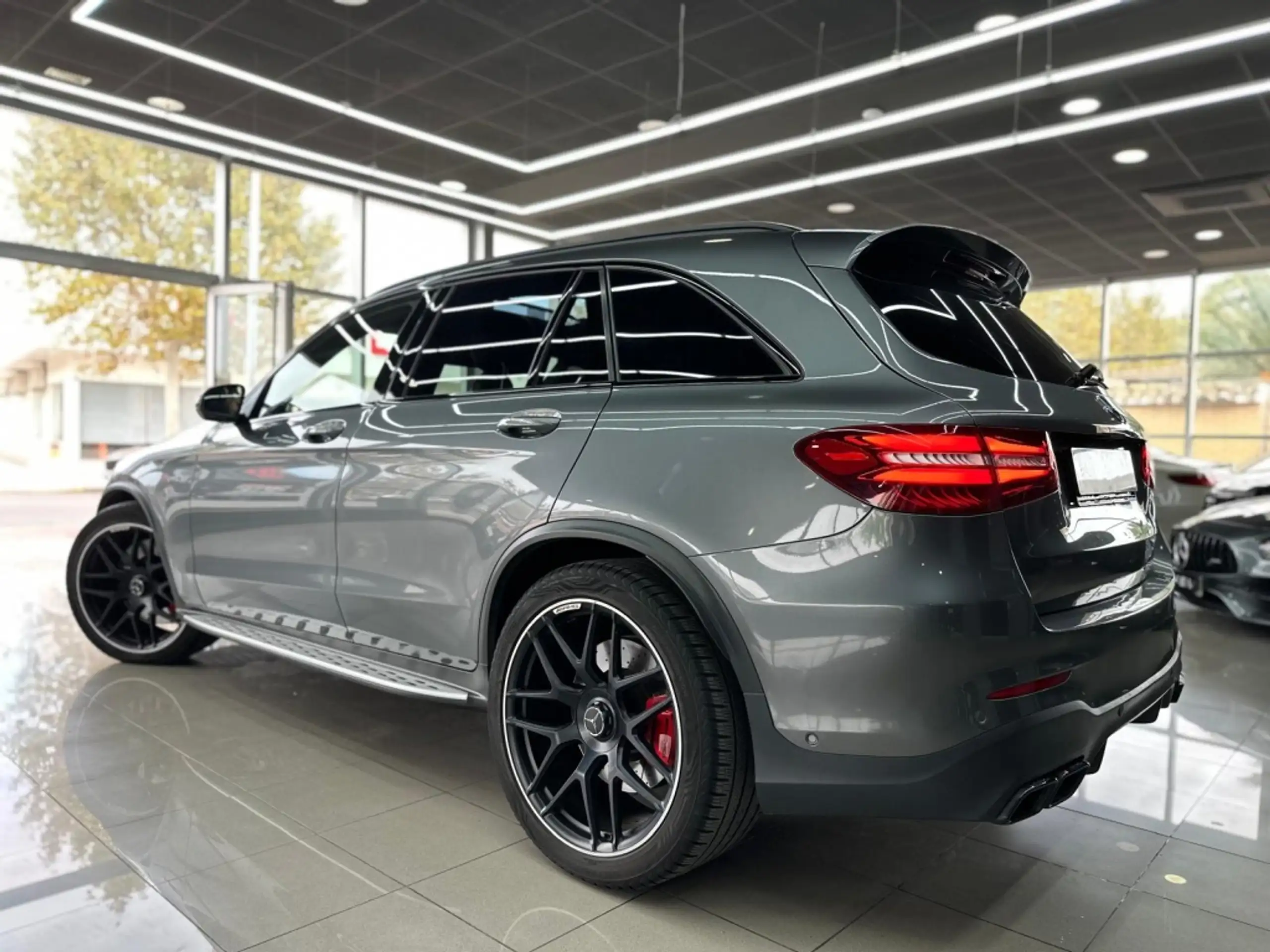 Mercedes-Benz - GLC 63 AMG