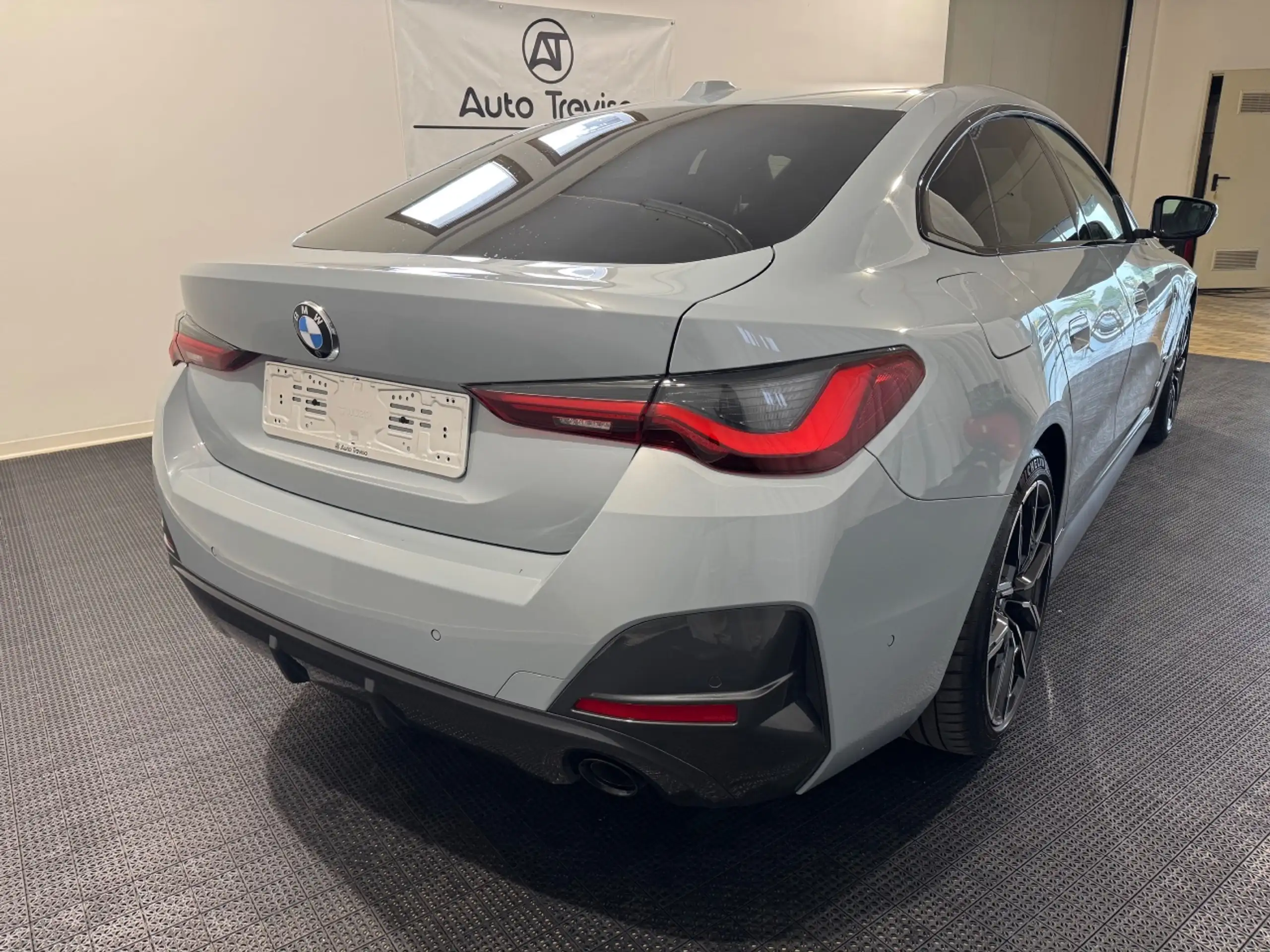 BMW - 420