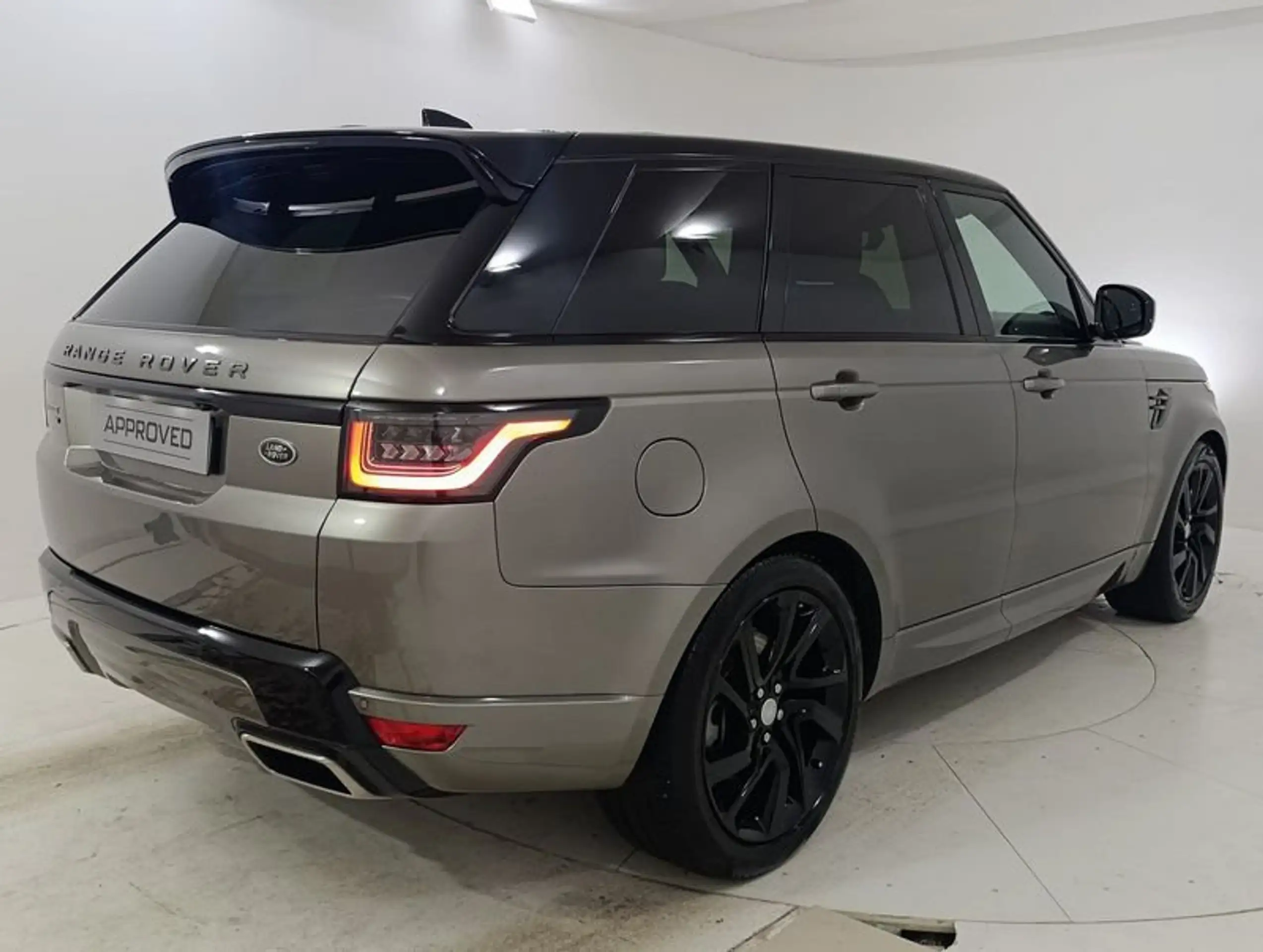 Land Rover - Range Rover Sport