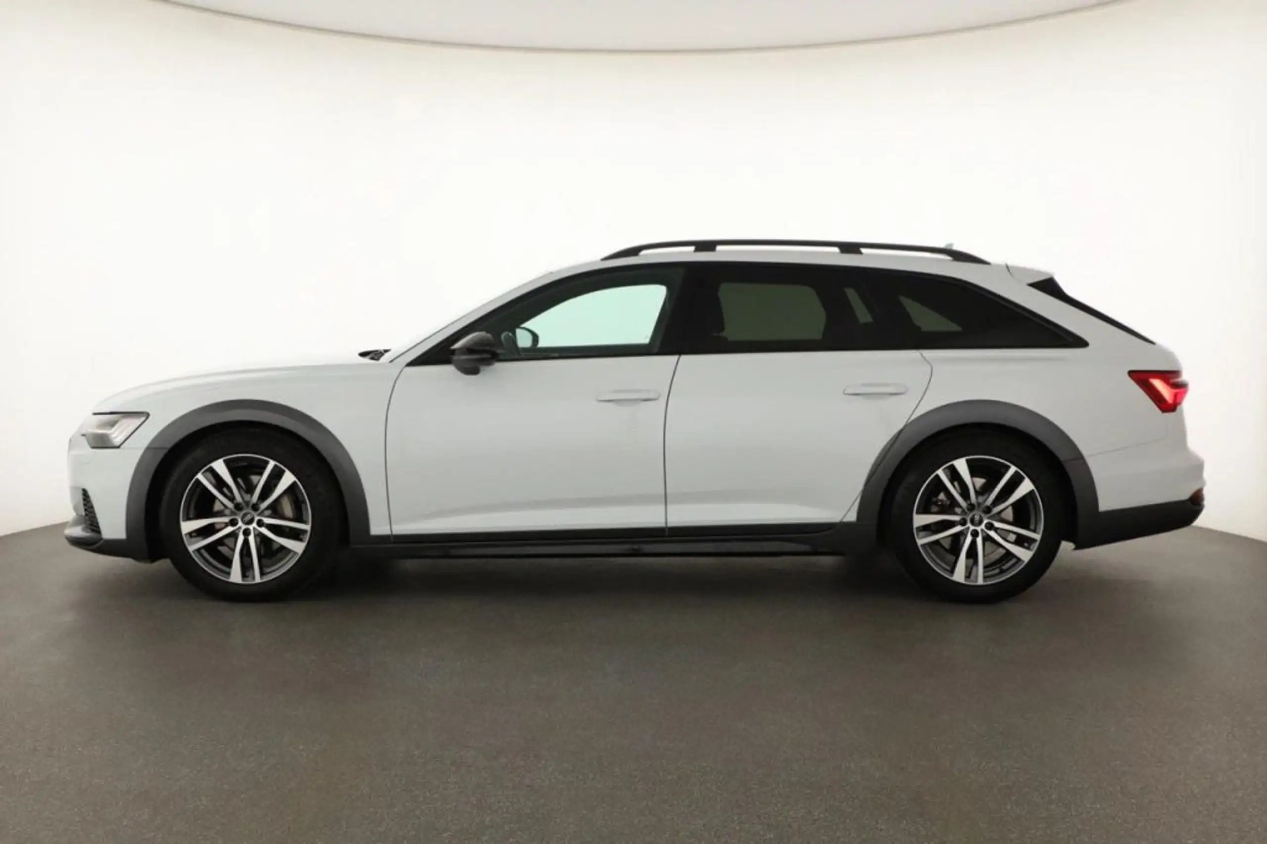 Audi - A6 allroad