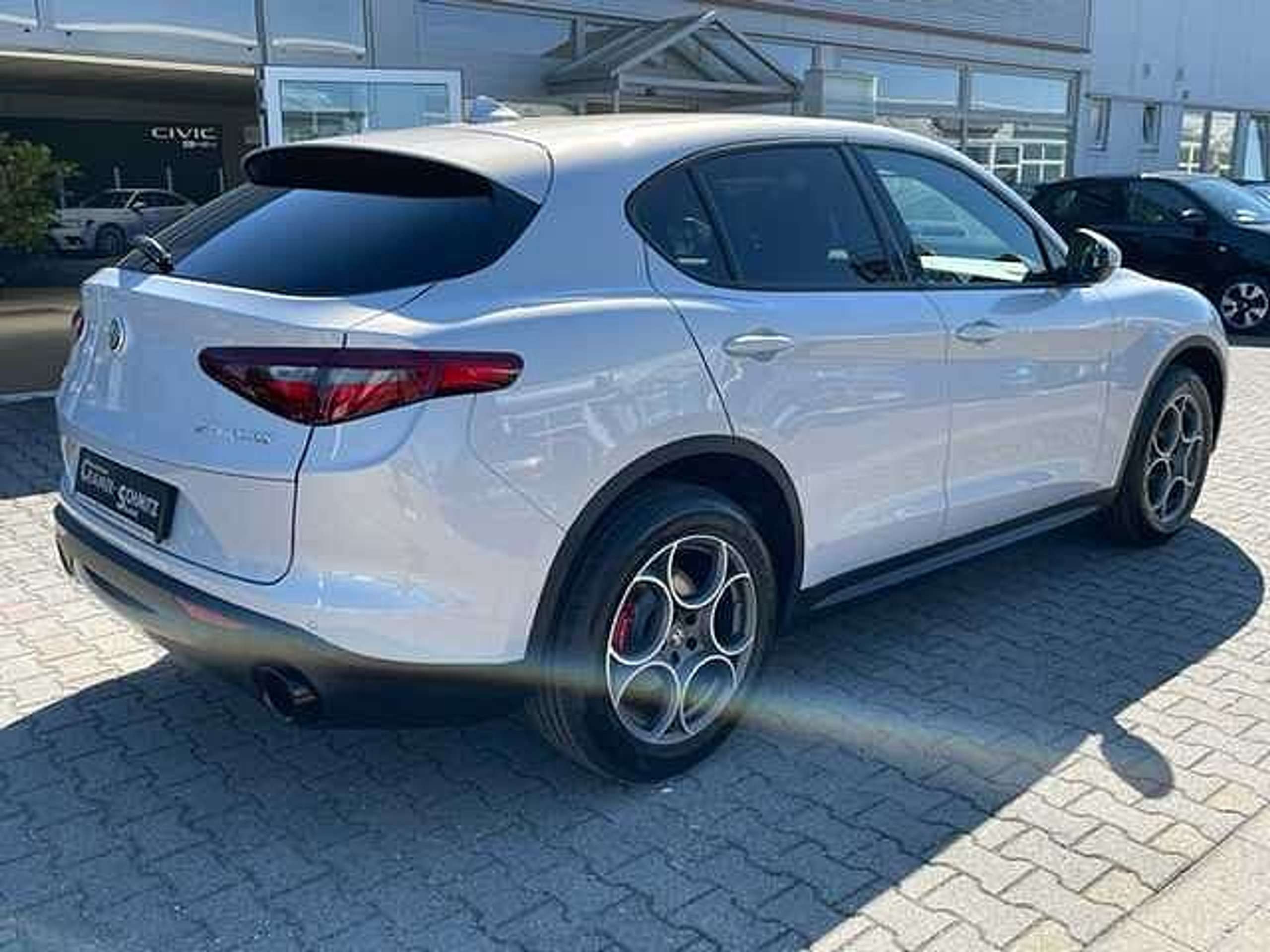 Alfa Romeo - Stelvio