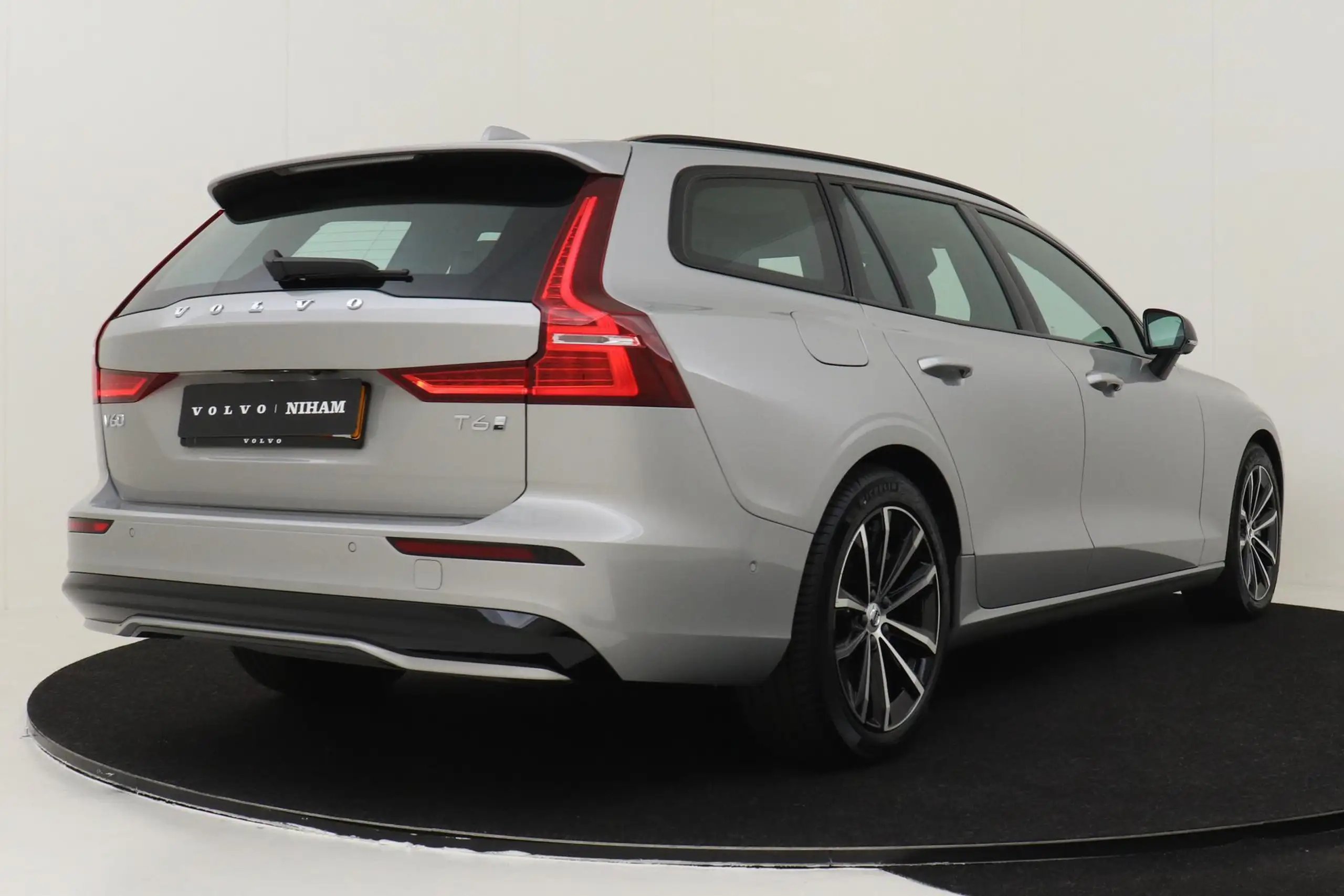 Volvo - V60