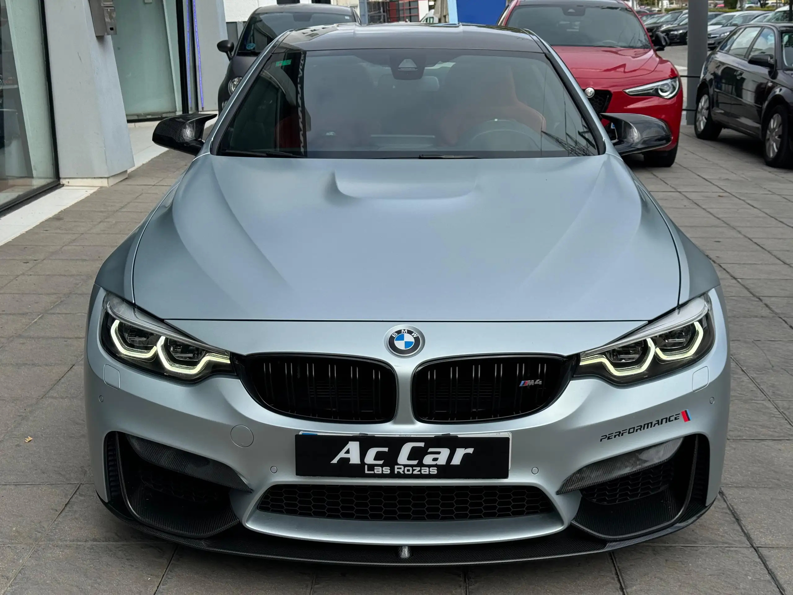 BMW - M4