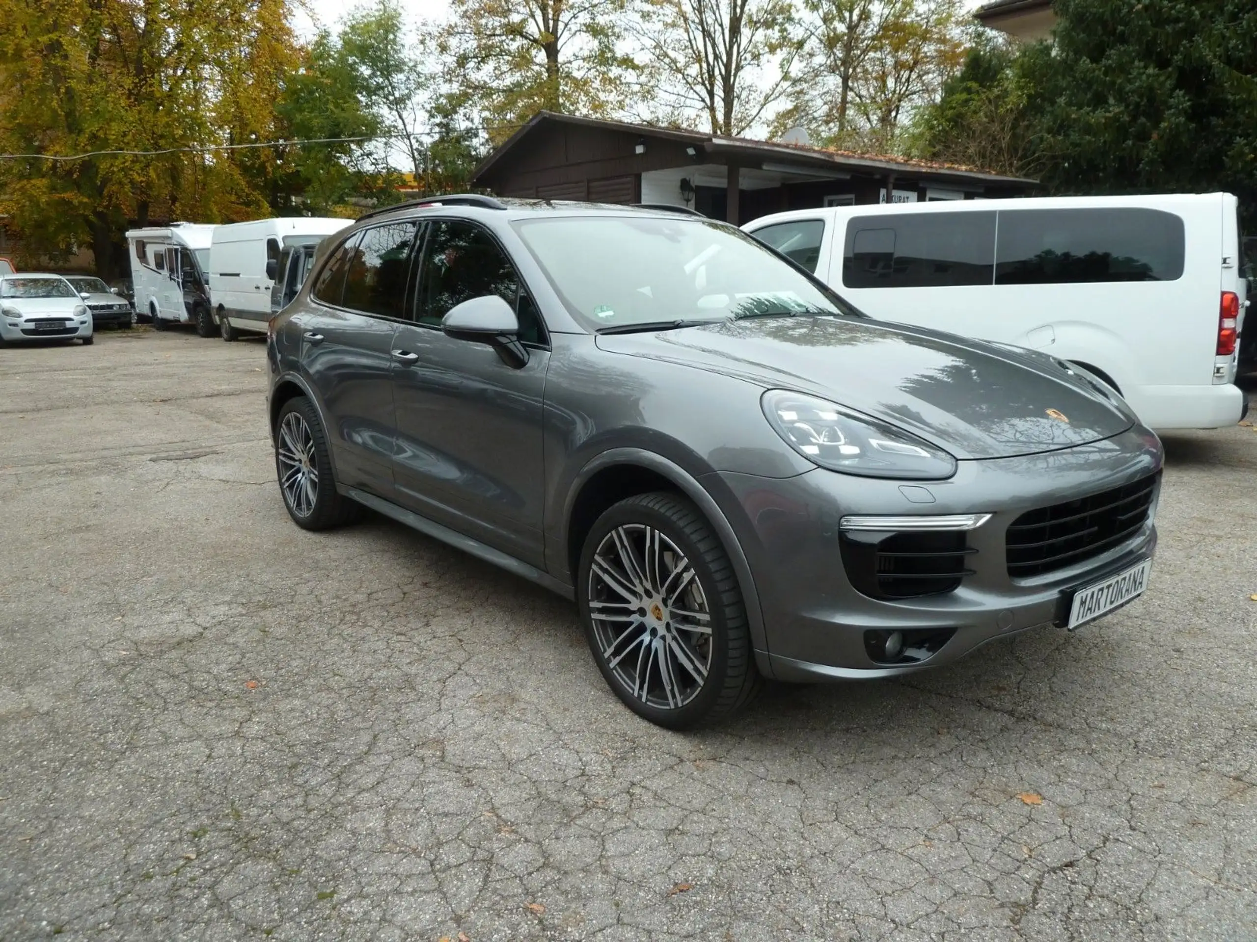 Porsche - Cayenne