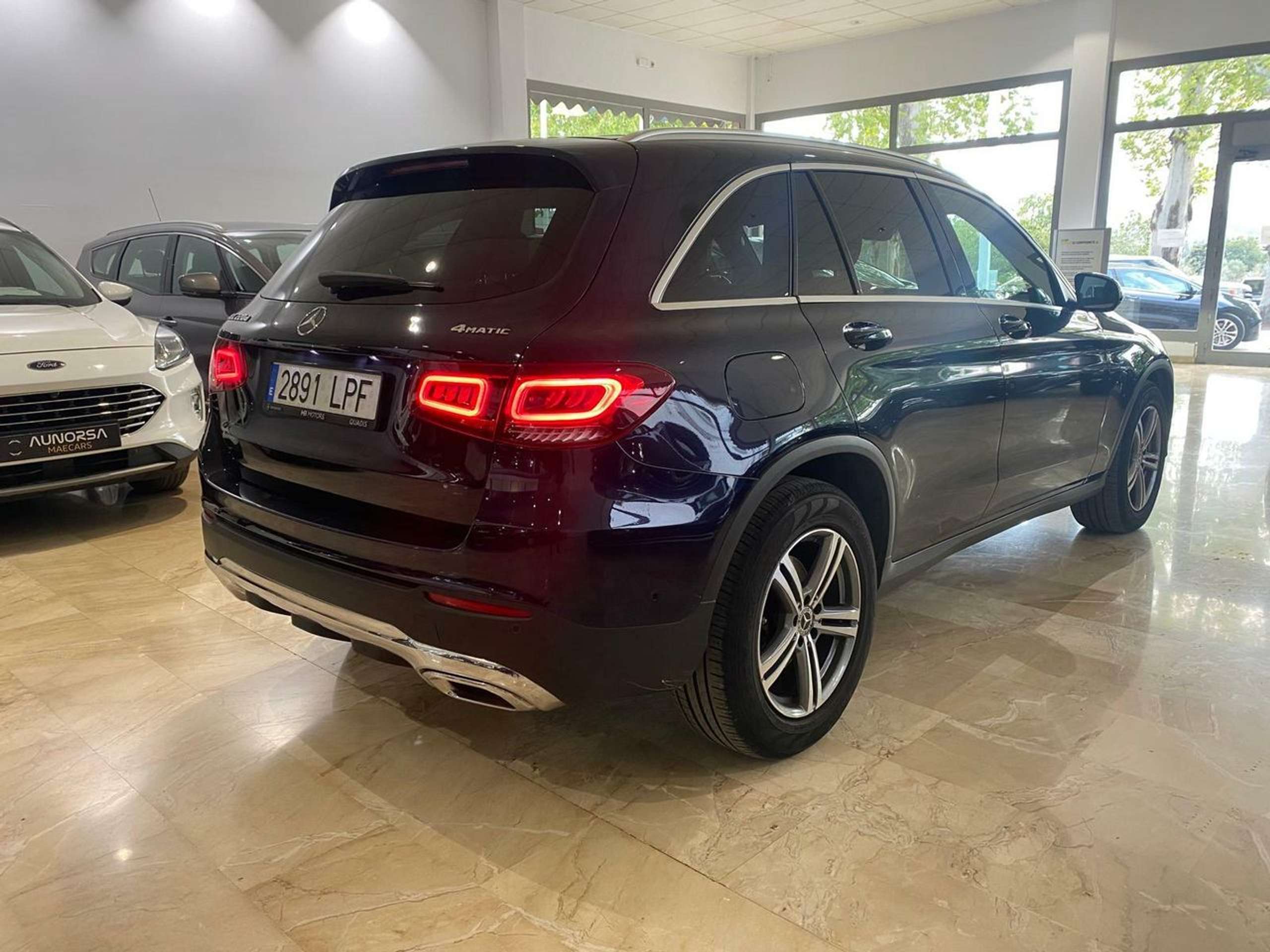 Mercedes-Benz - GLC 220