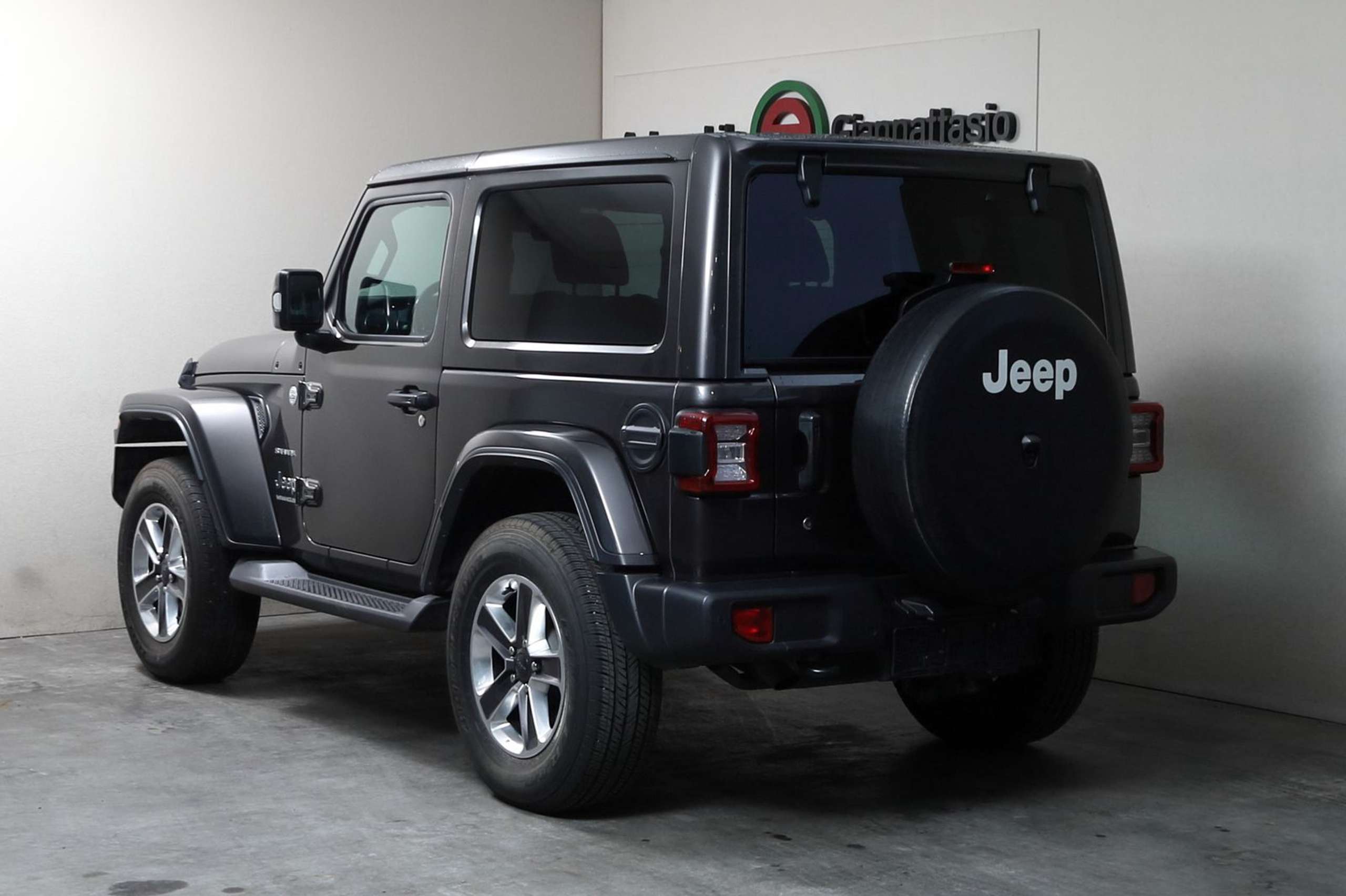 Jeep - Wrangler