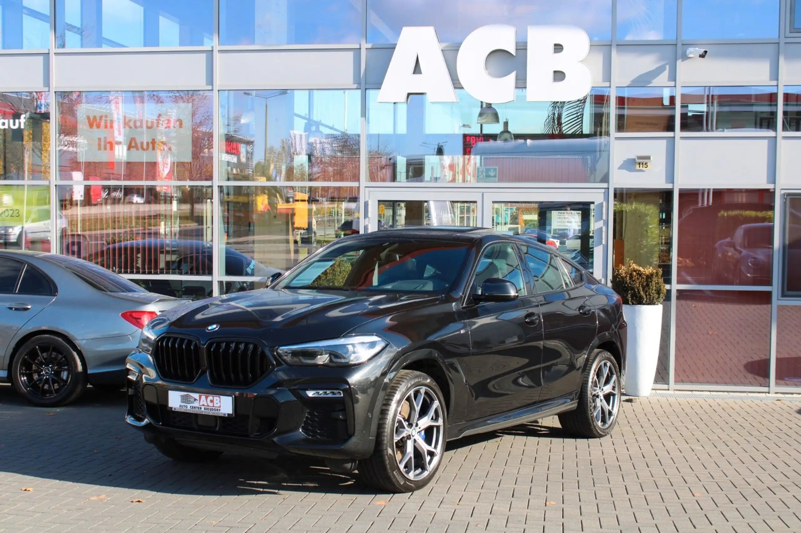 BMW - X6 M