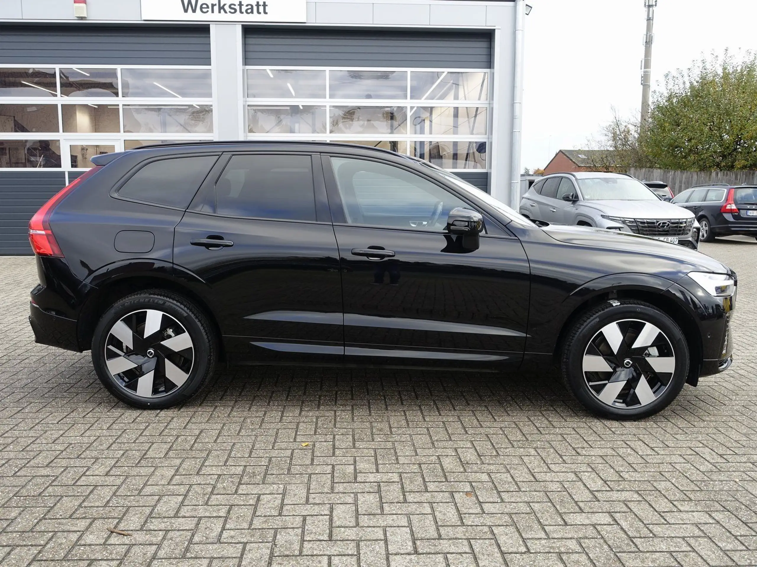 Volvo - XC60