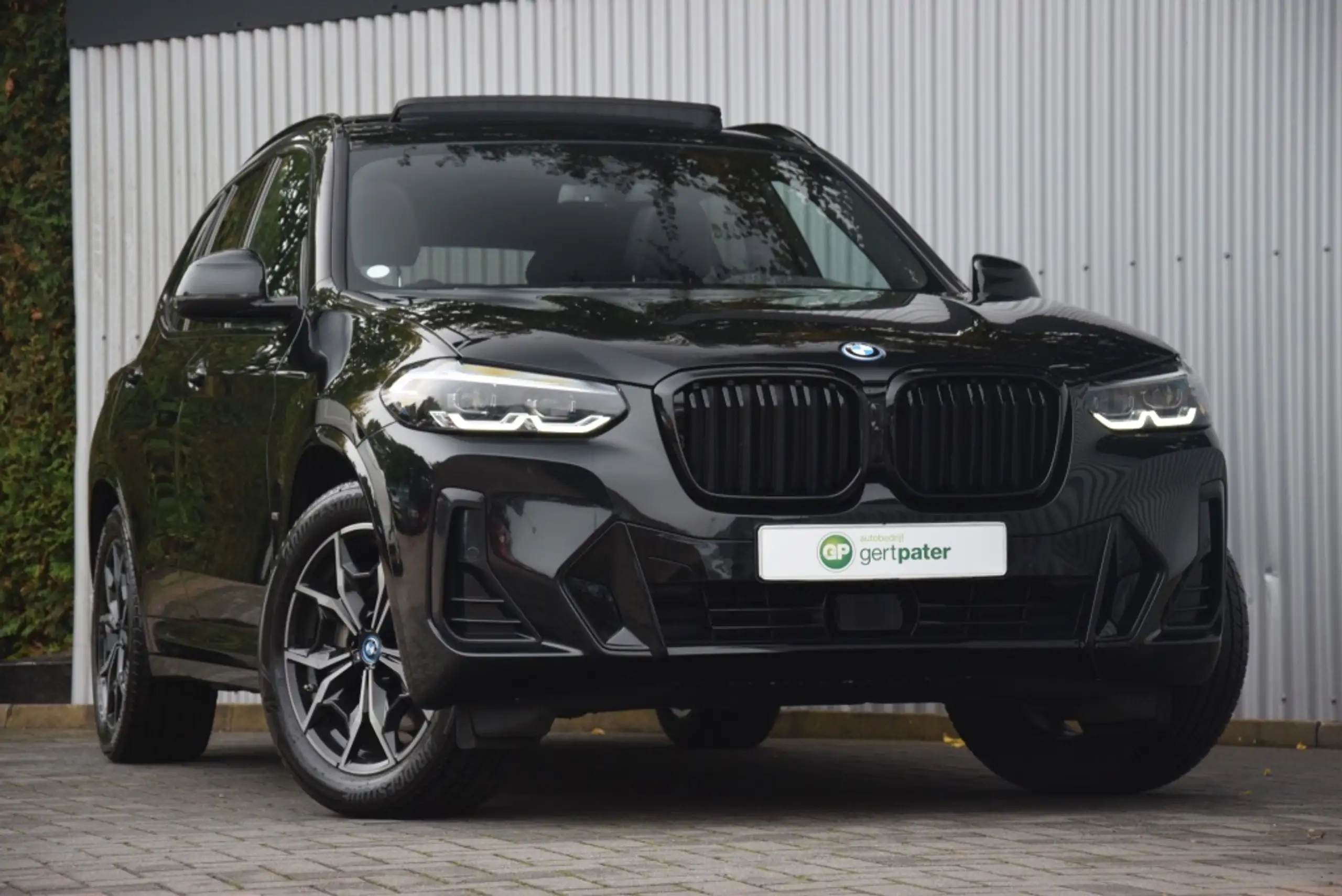 BMW - X3