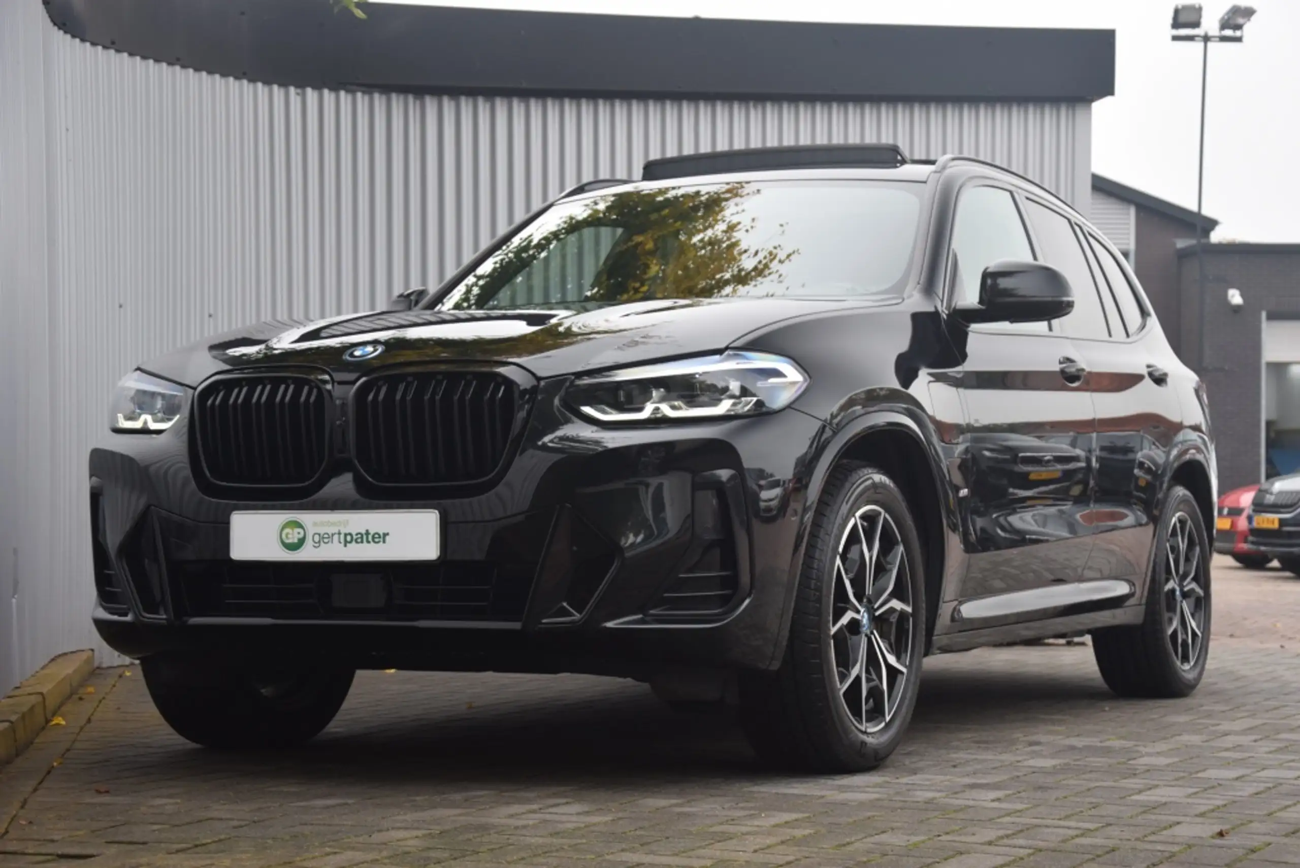 BMW - X3