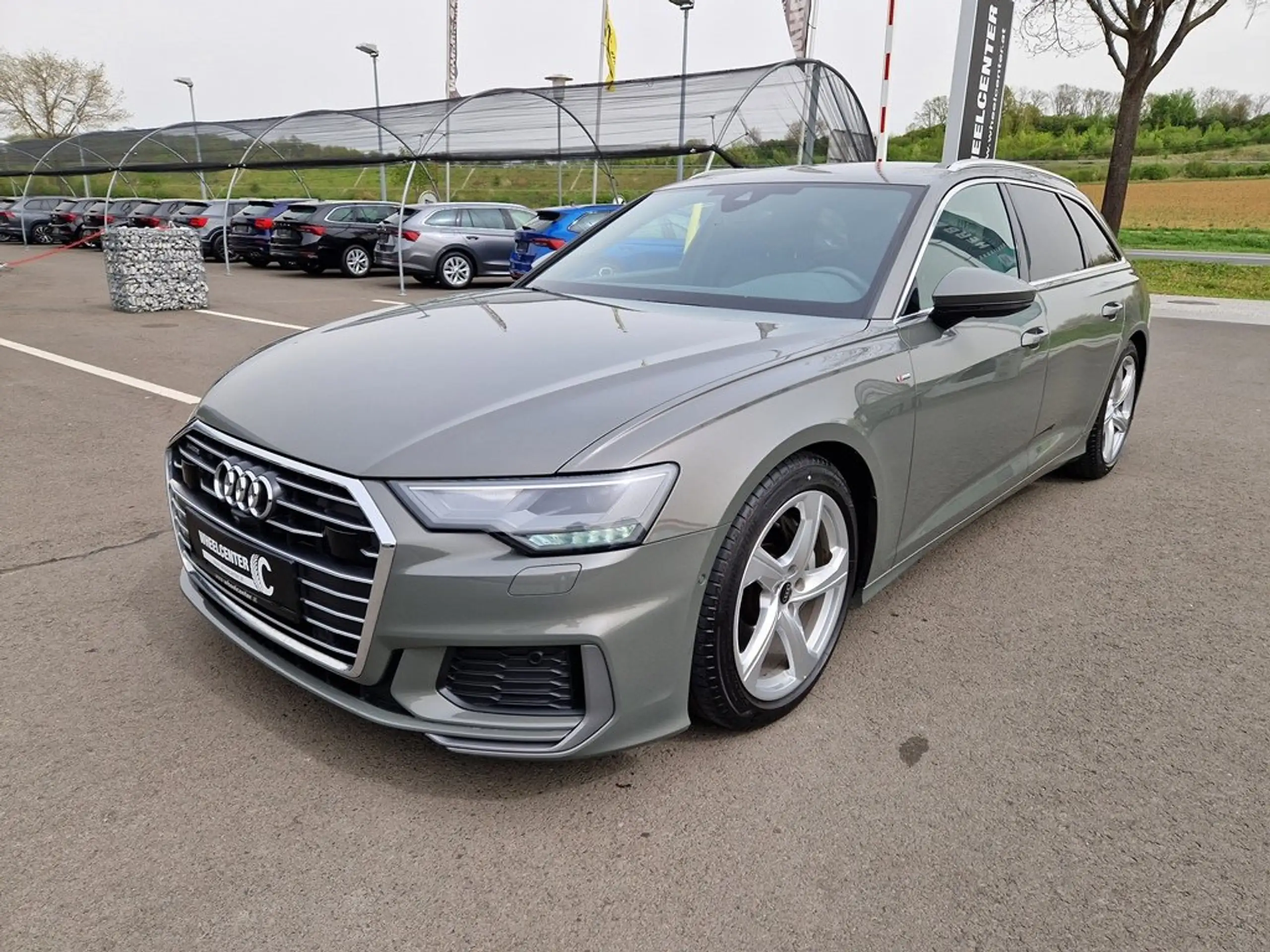 Audi - A6