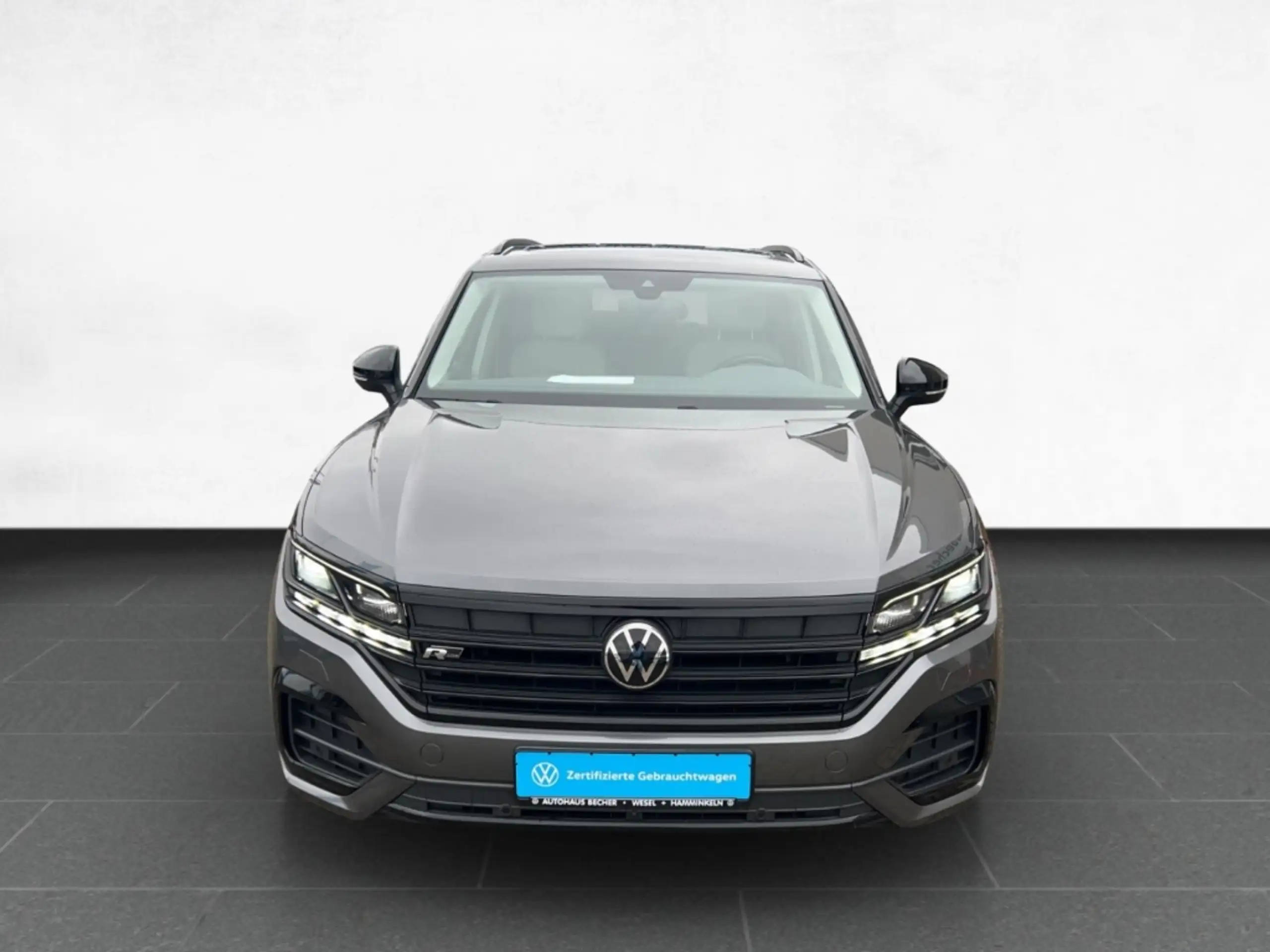 Volkswagen - Touareg