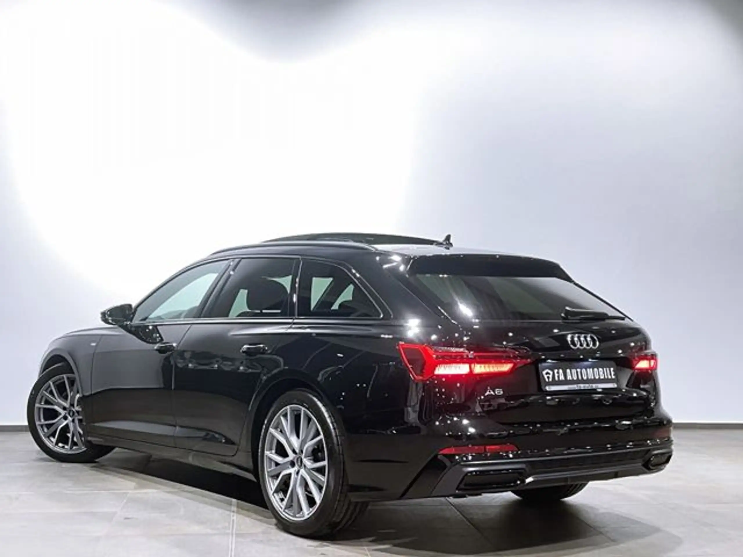 Audi - A6