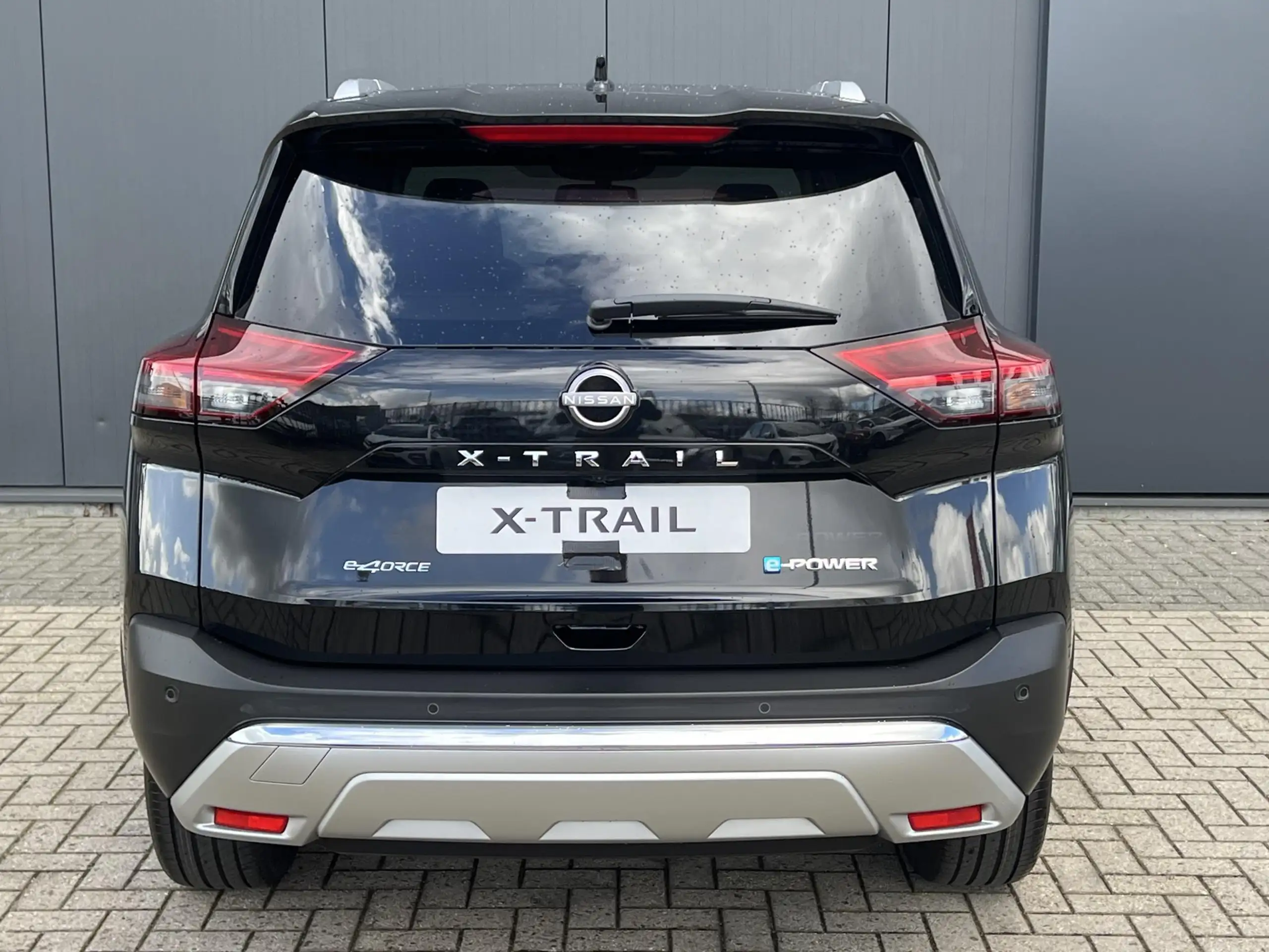 Nissan - X-Trail