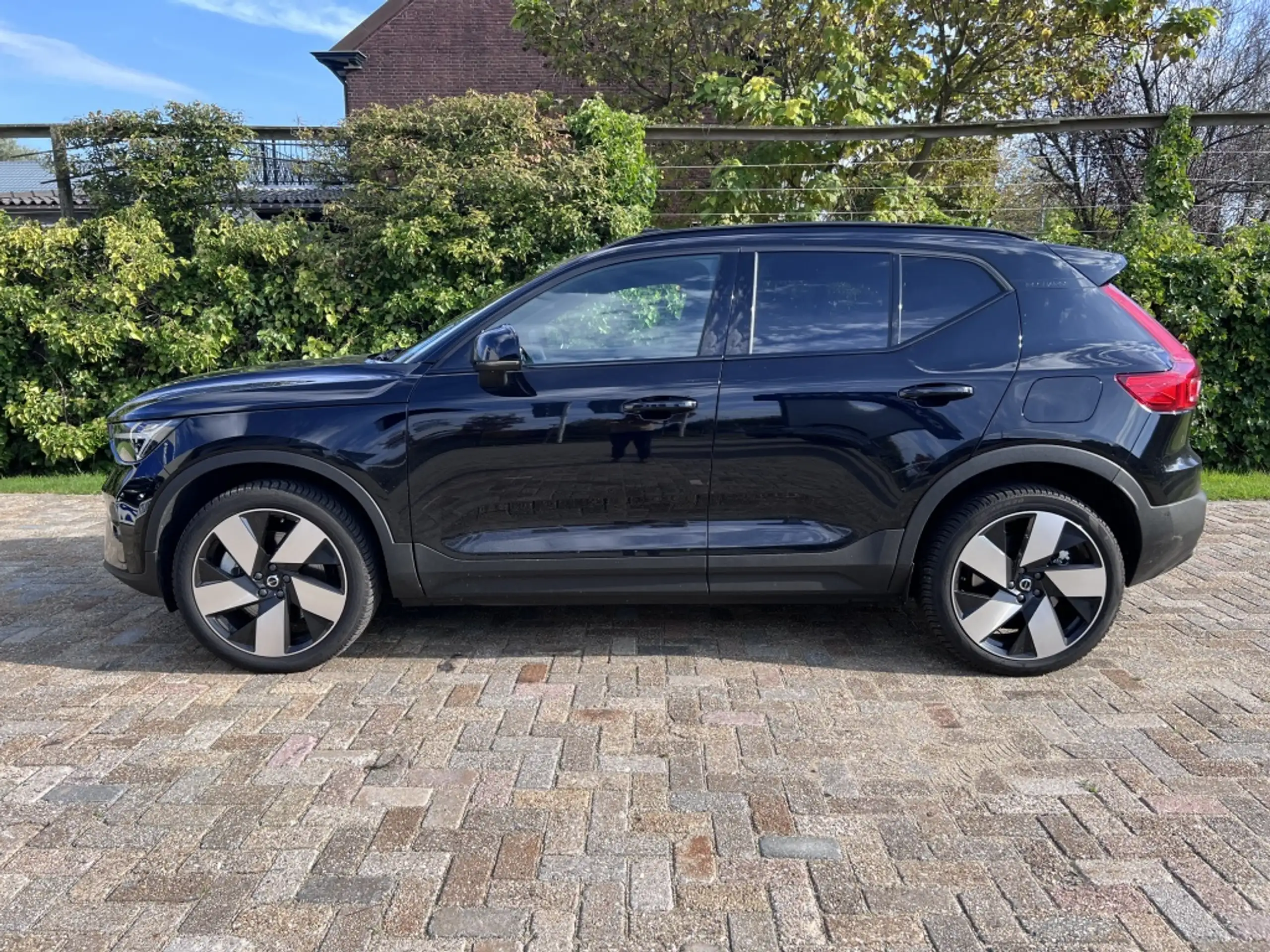 Volvo - XC40