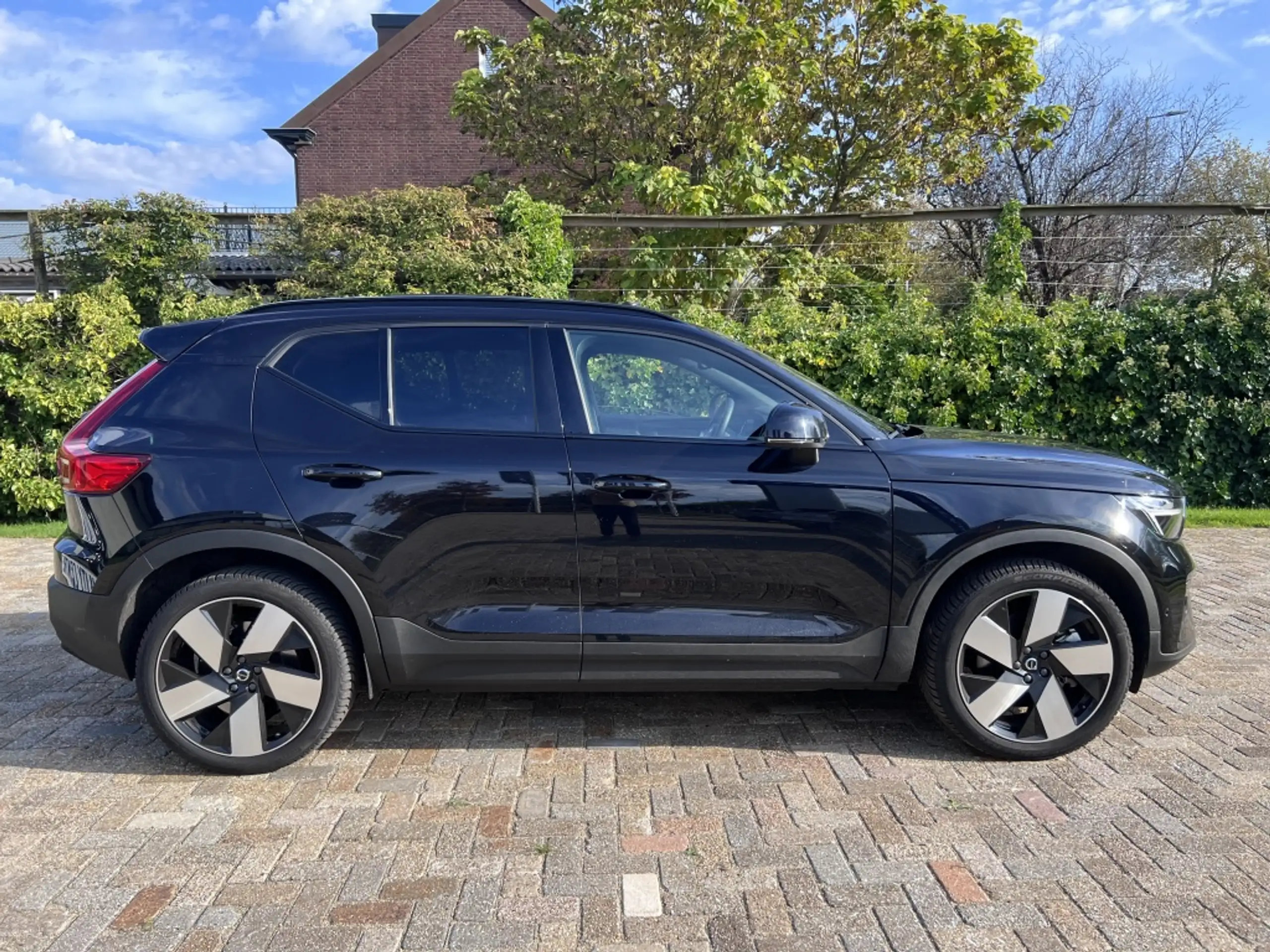 Volvo - XC40