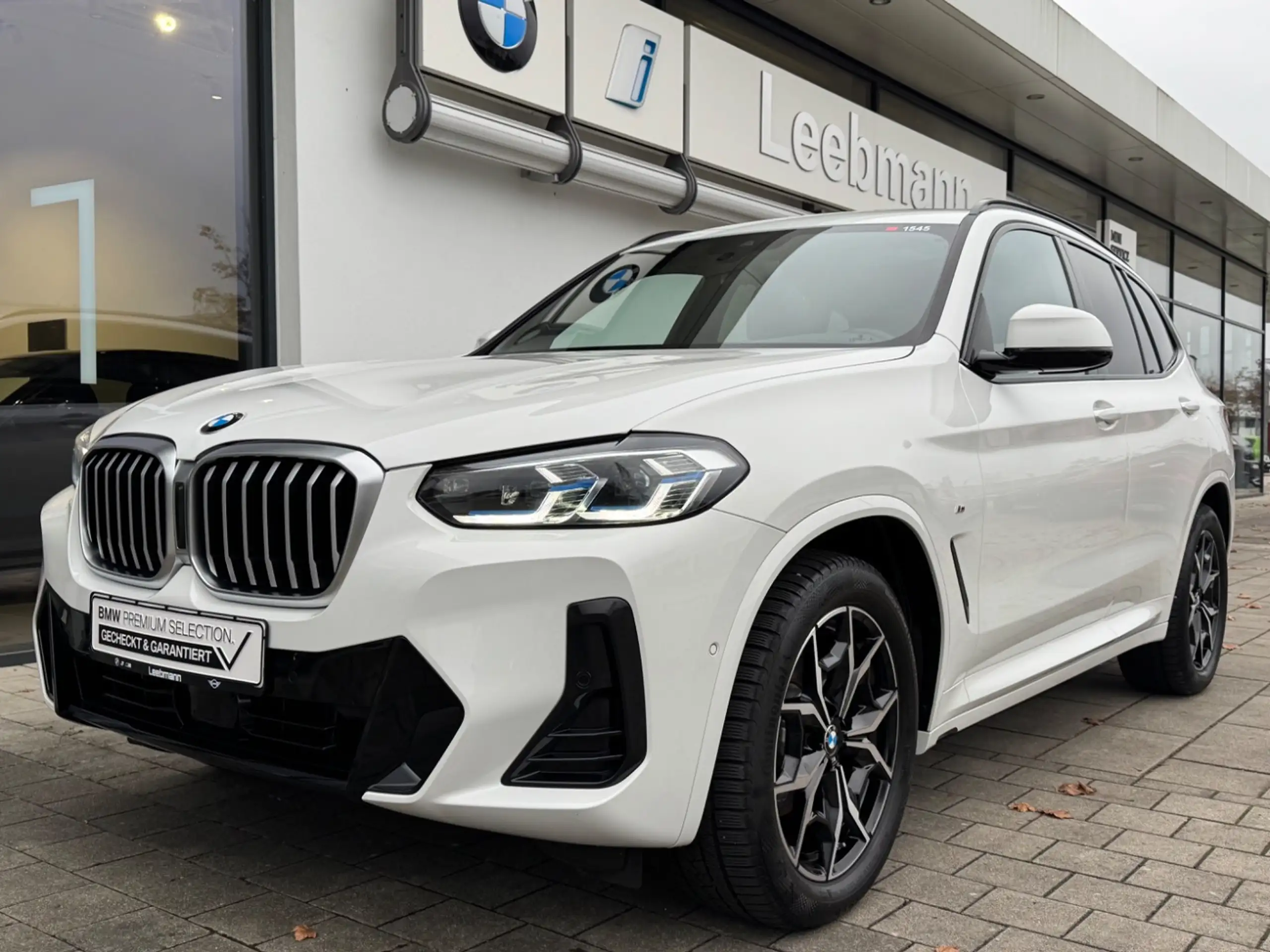 BMW - X3