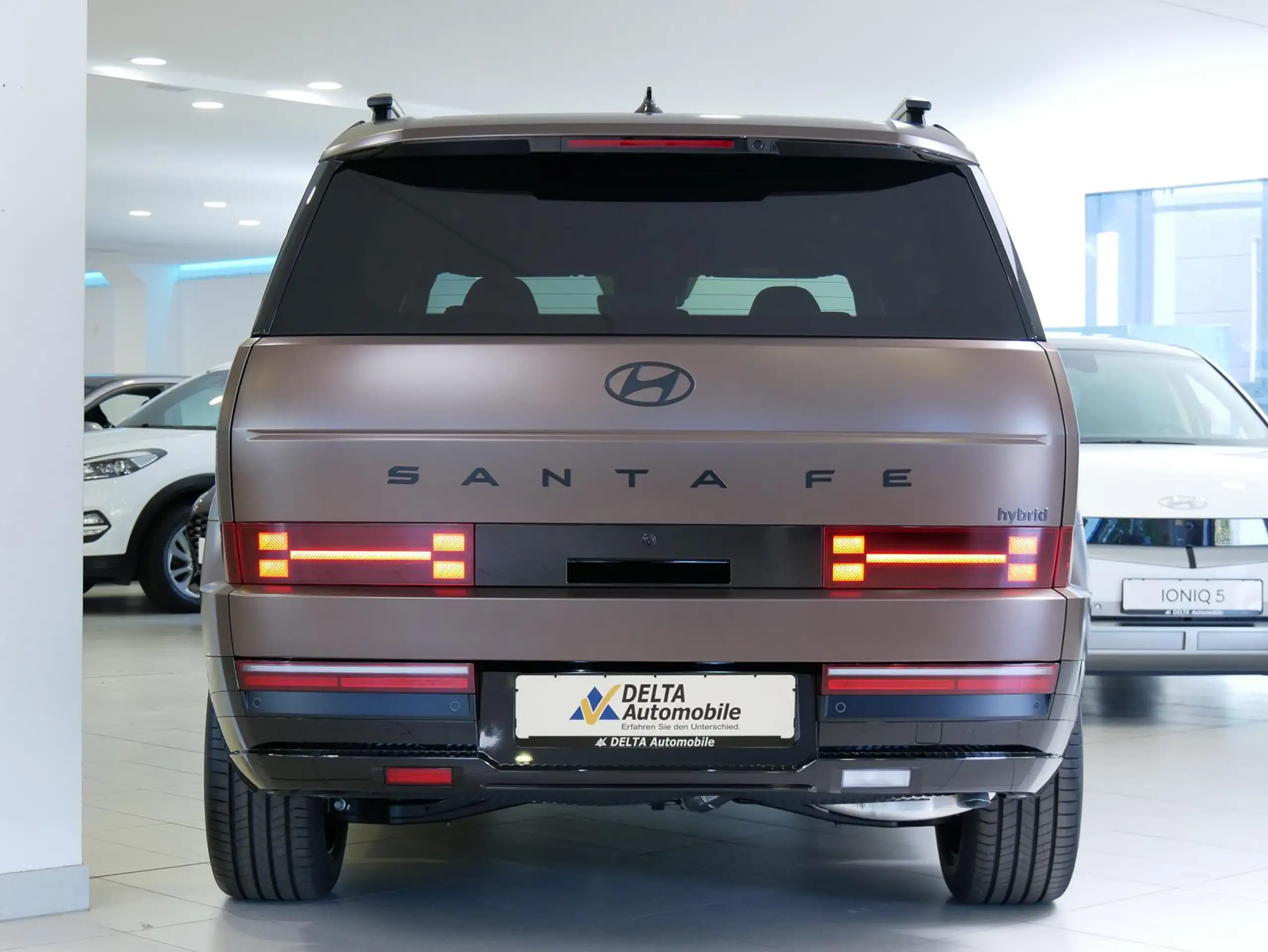 Hyundai - SANTA FE