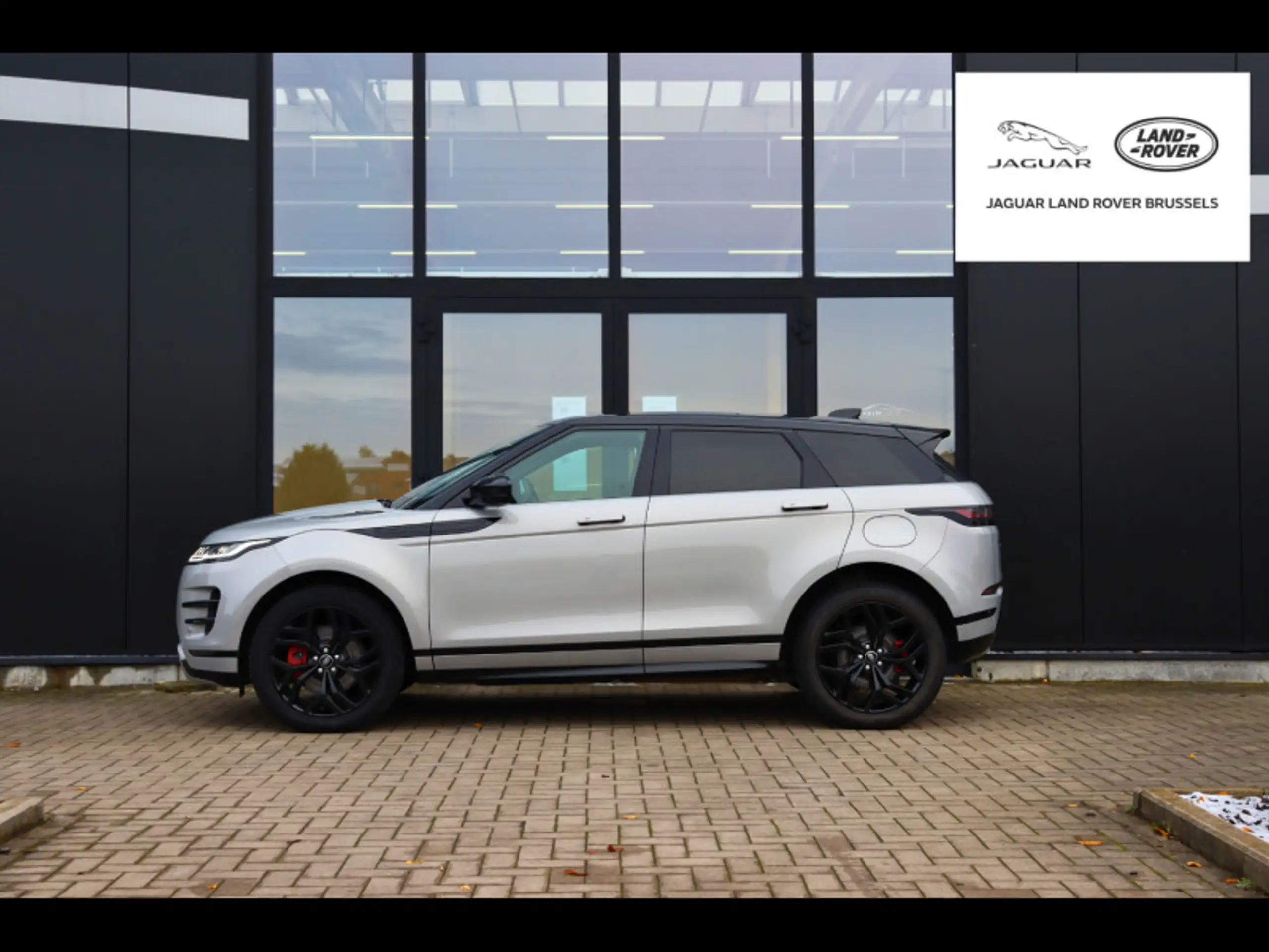 Land Rover - Range Rover Evoque