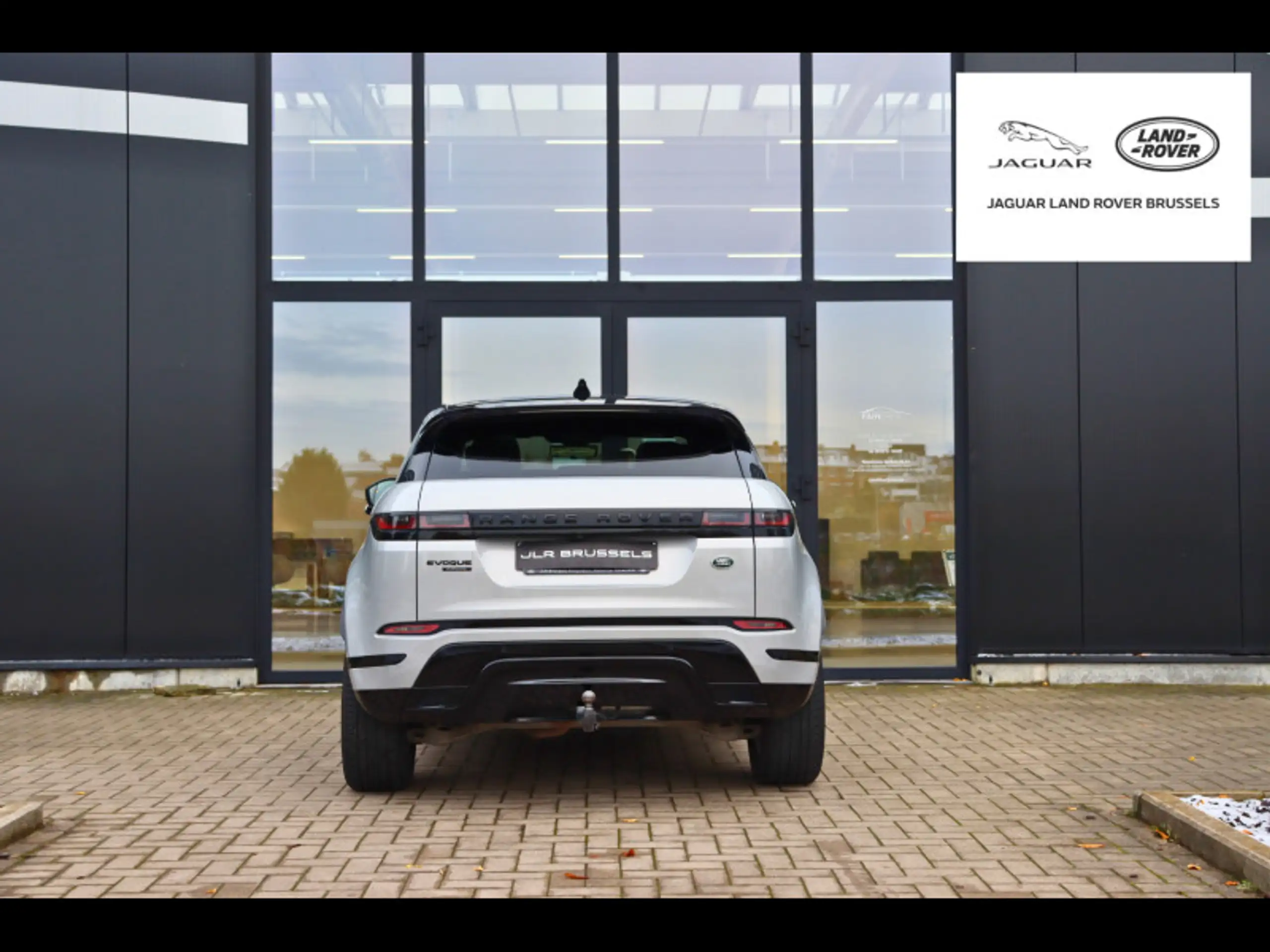 Land Rover - Range Rover Evoque