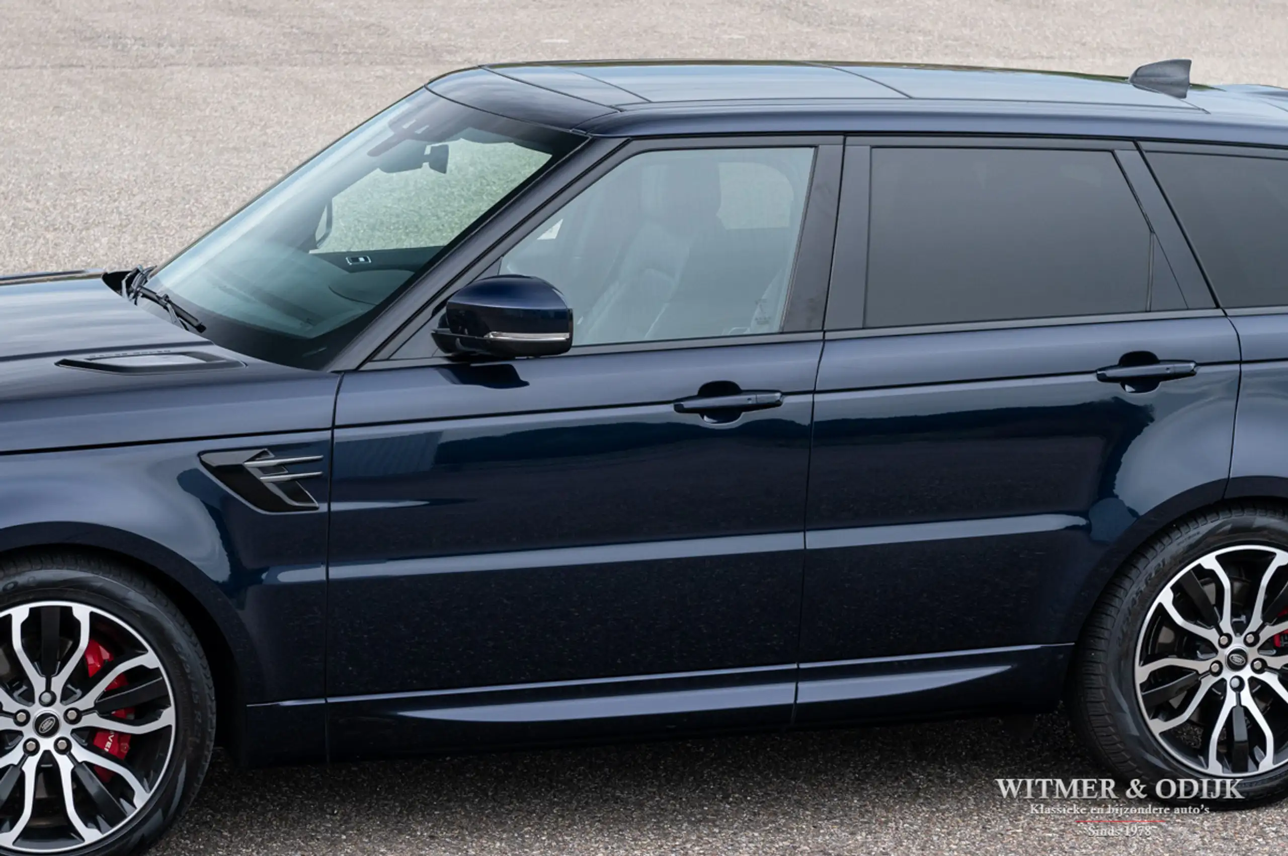 Land Rover - Range Rover Sport