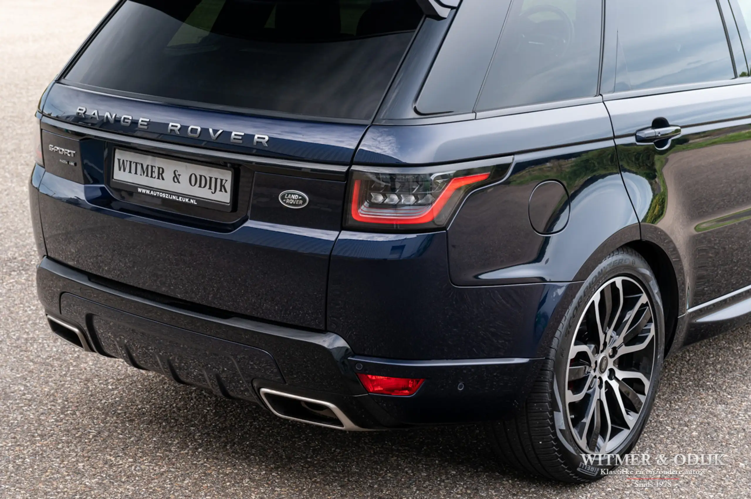 Land Rover - Range Rover Sport