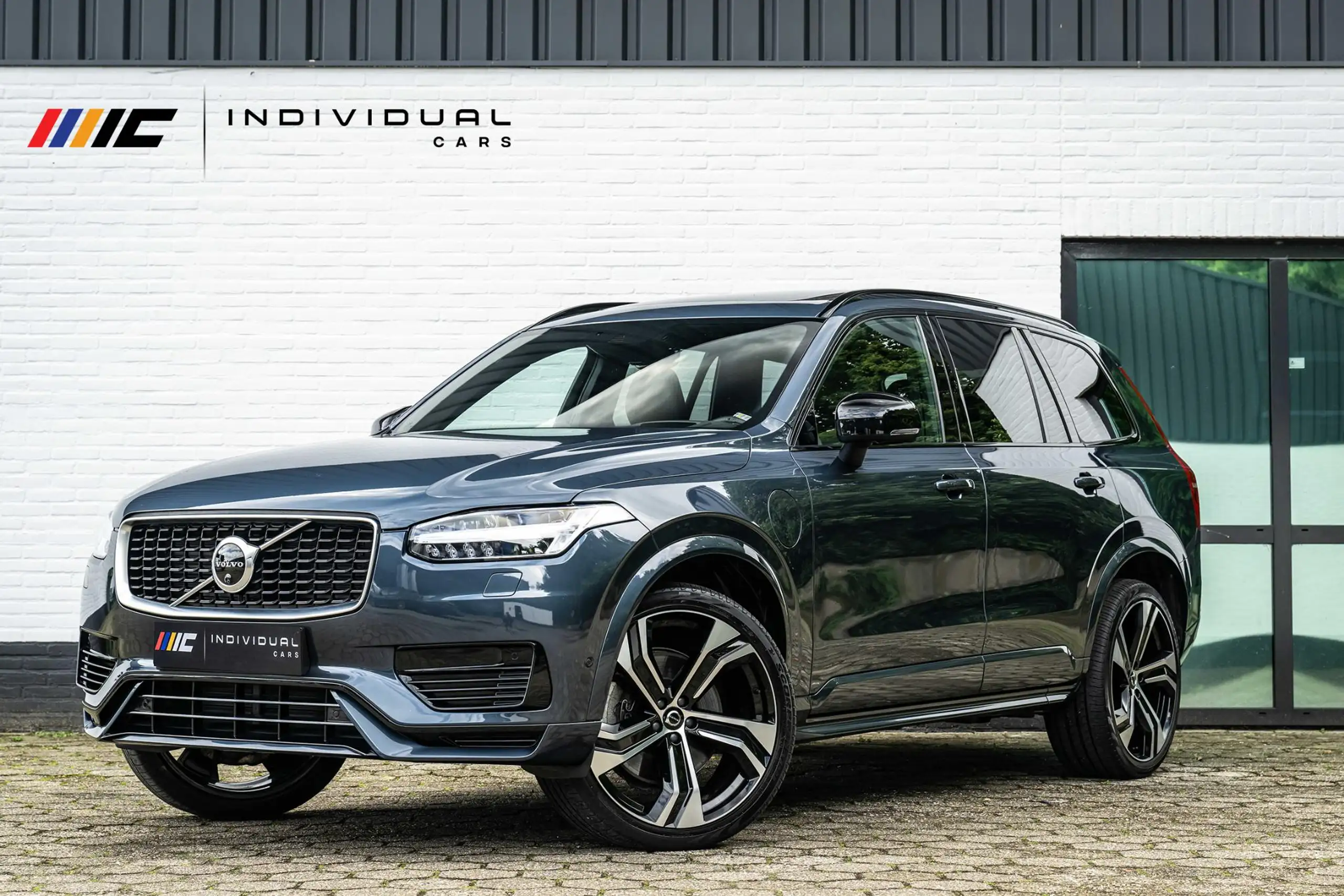 Volvo - XC90