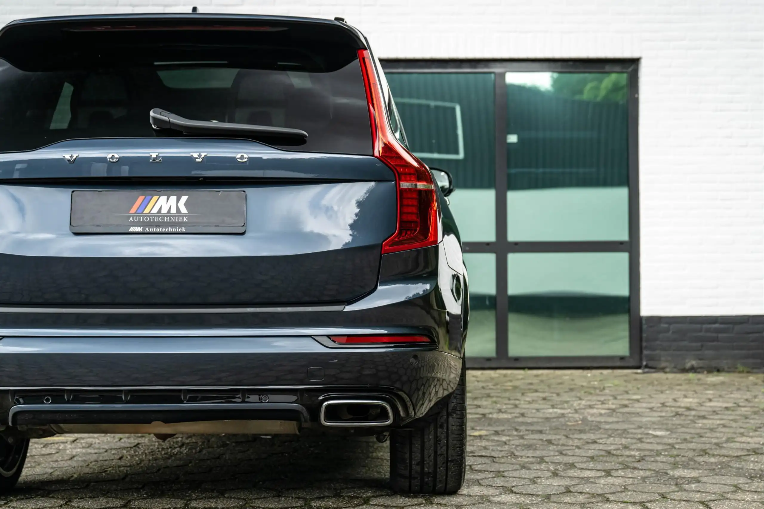 Volvo - XC90