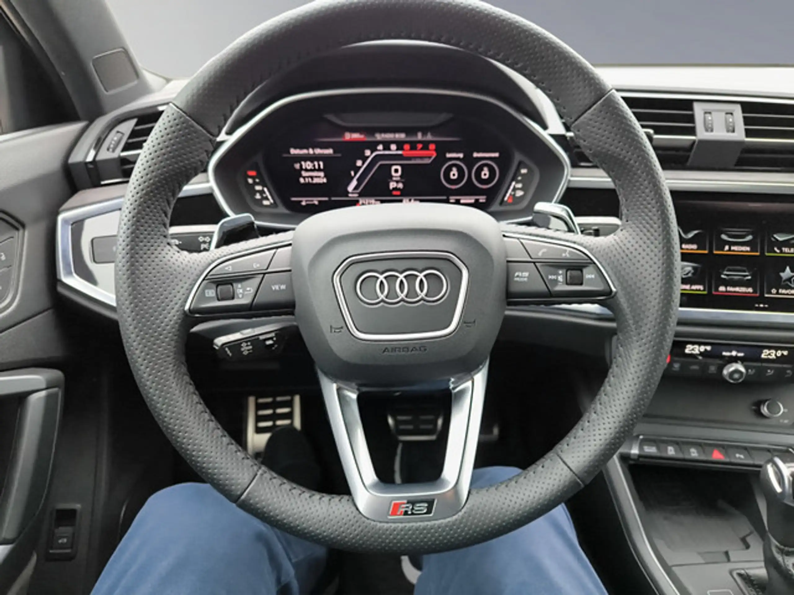 Audi - RS Q3