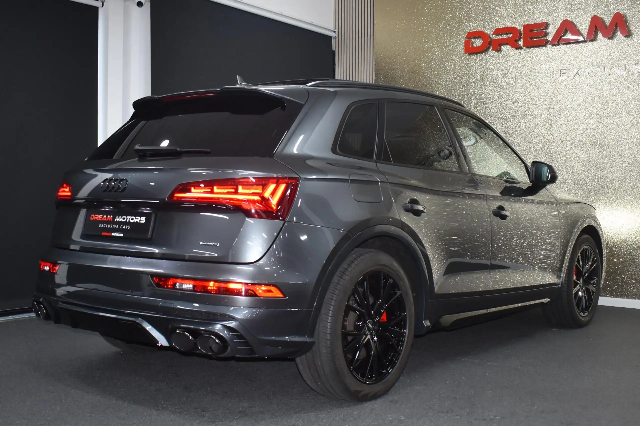 Audi - Q5