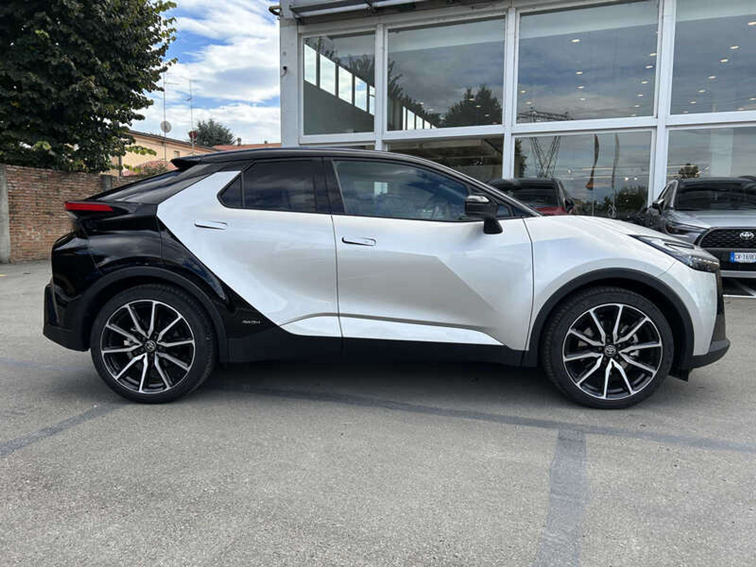 Toyota - C-HR