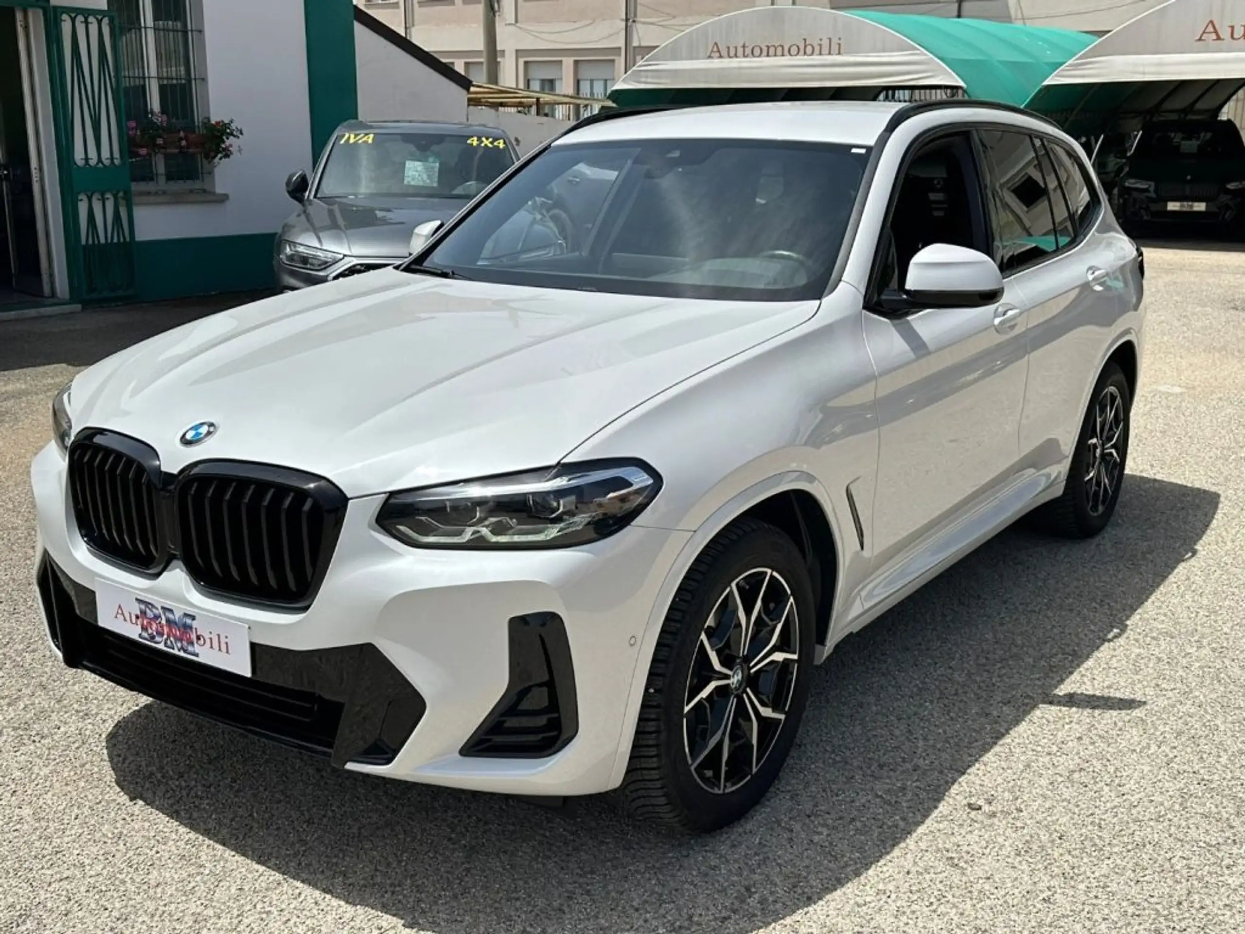 BMW - X3