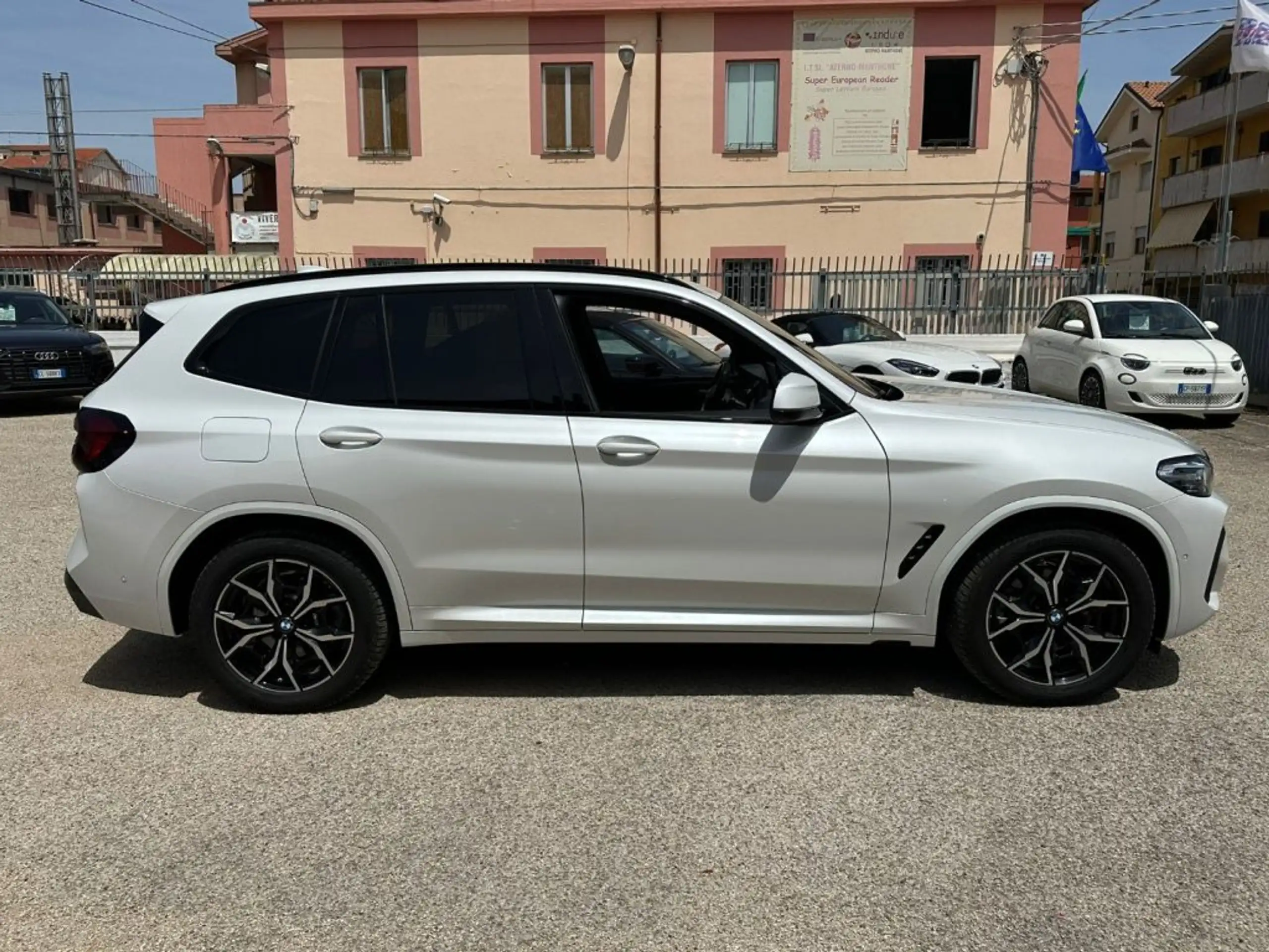 BMW - X3