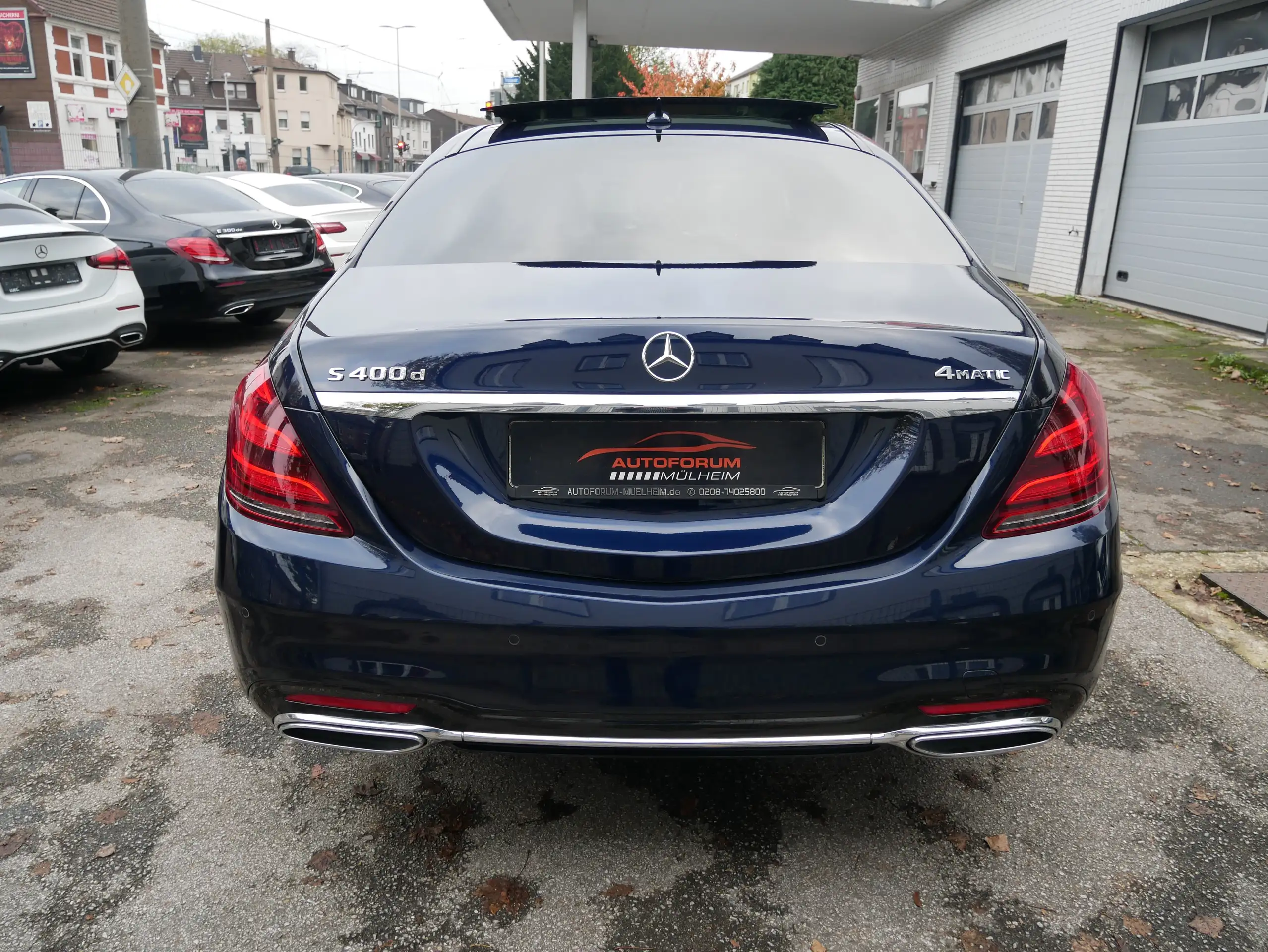 Mercedes-Benz - S 400