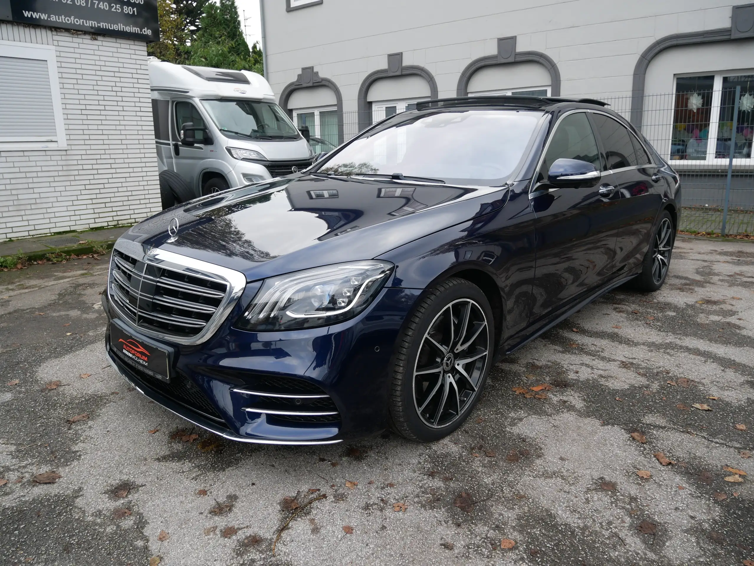 Mercedes-Benz - S 400