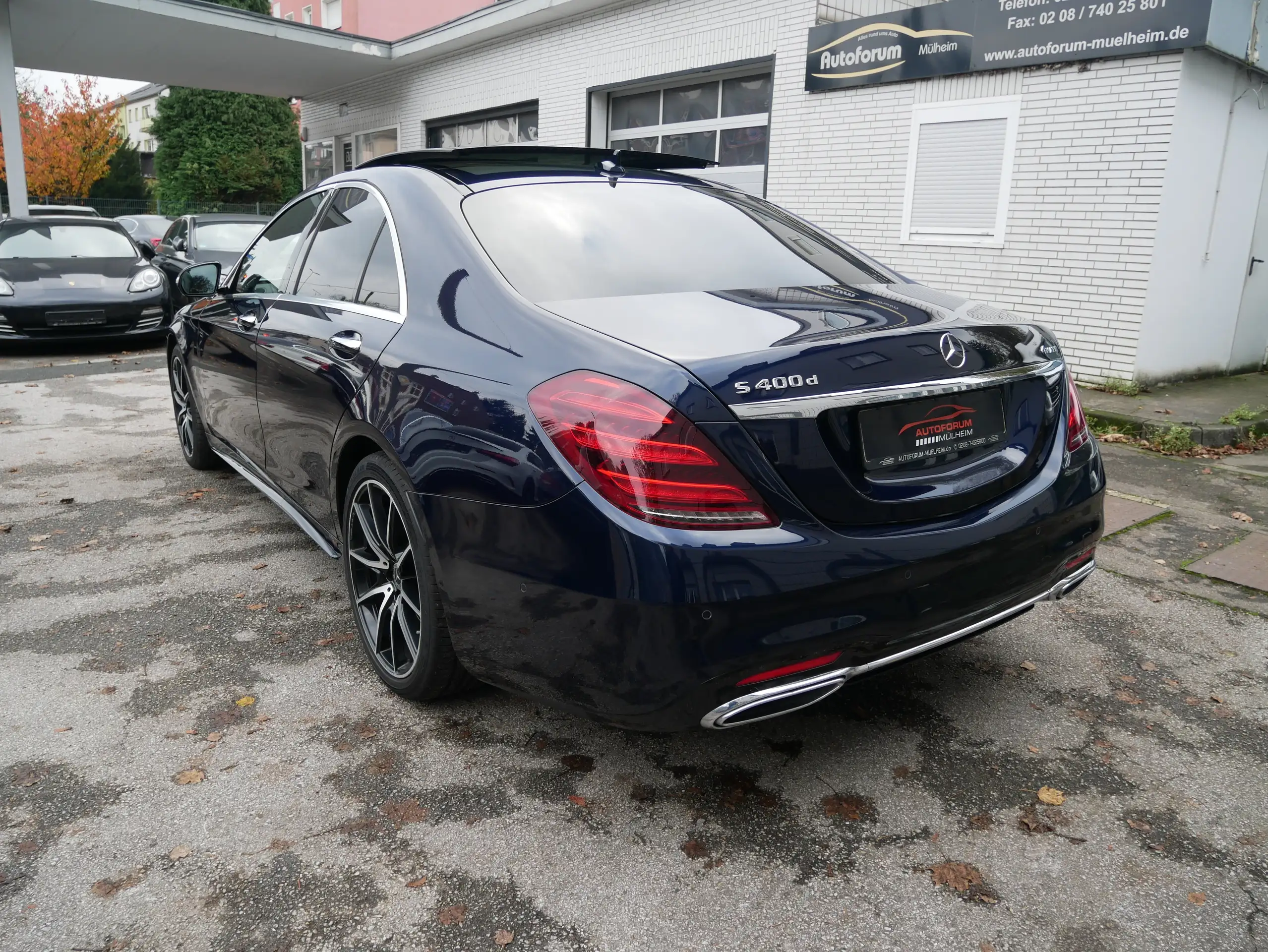 Mercedes-Benz - S 400