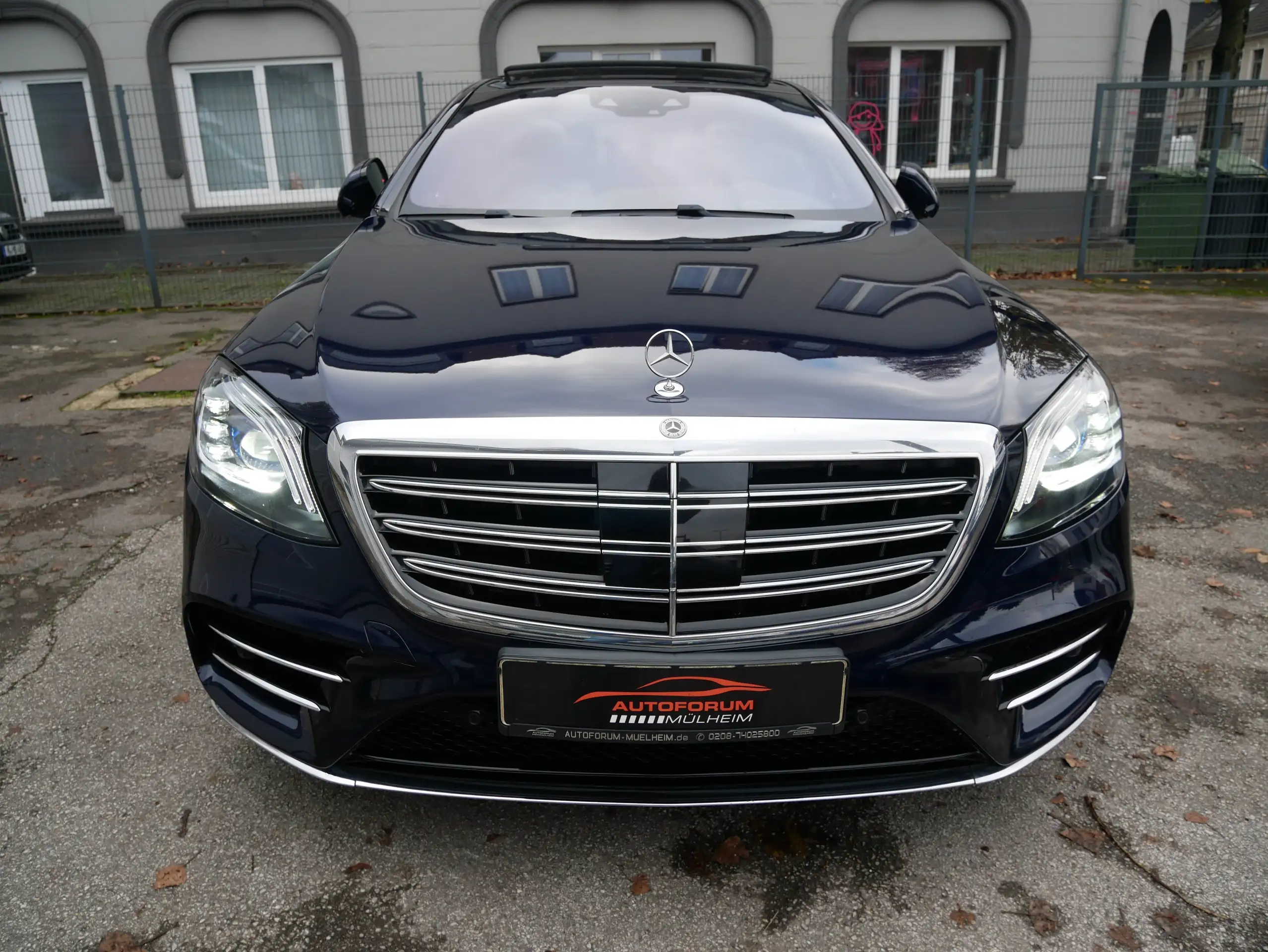 Mercedes-Benz - S 400