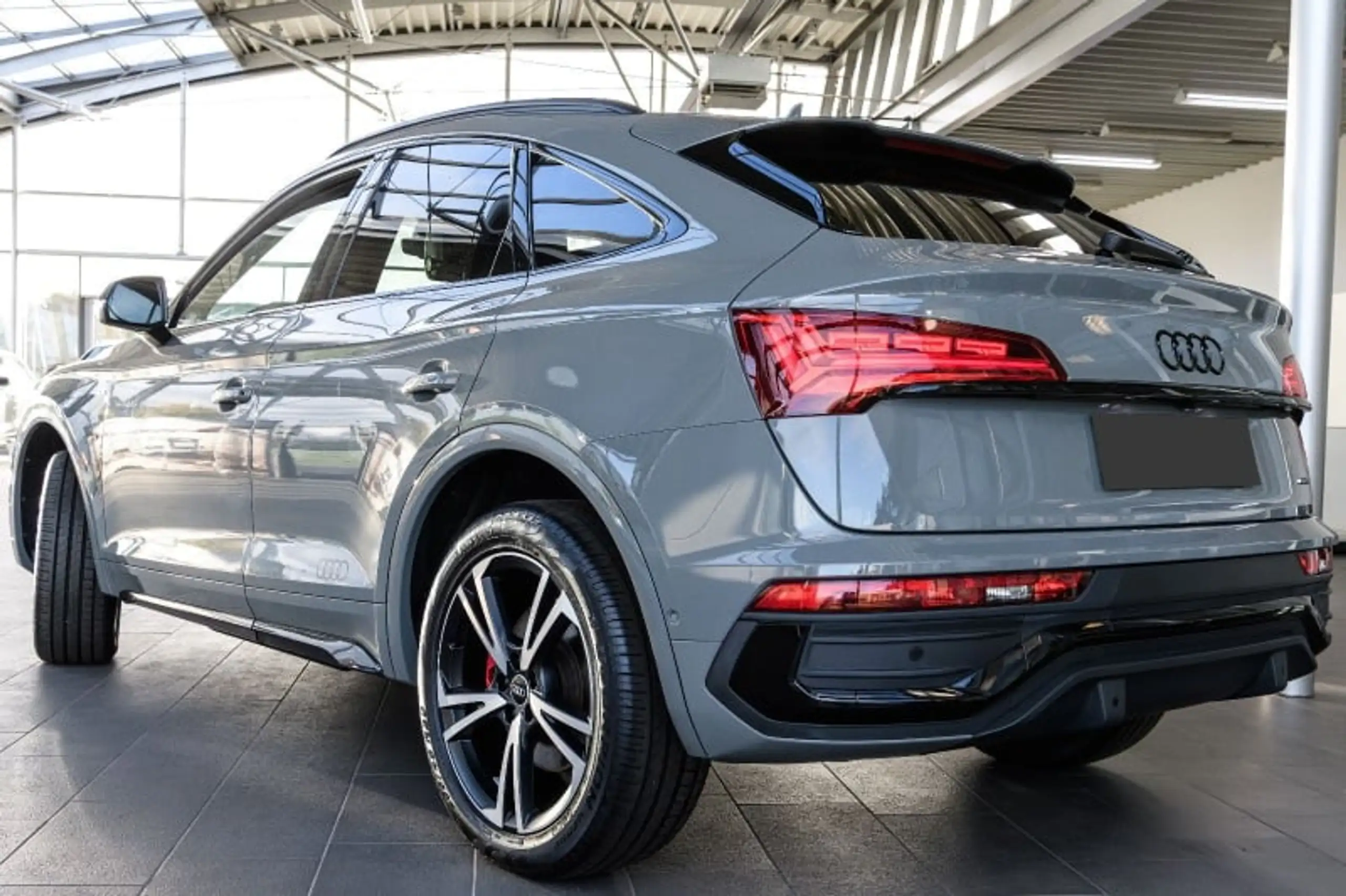 Audi - Q5