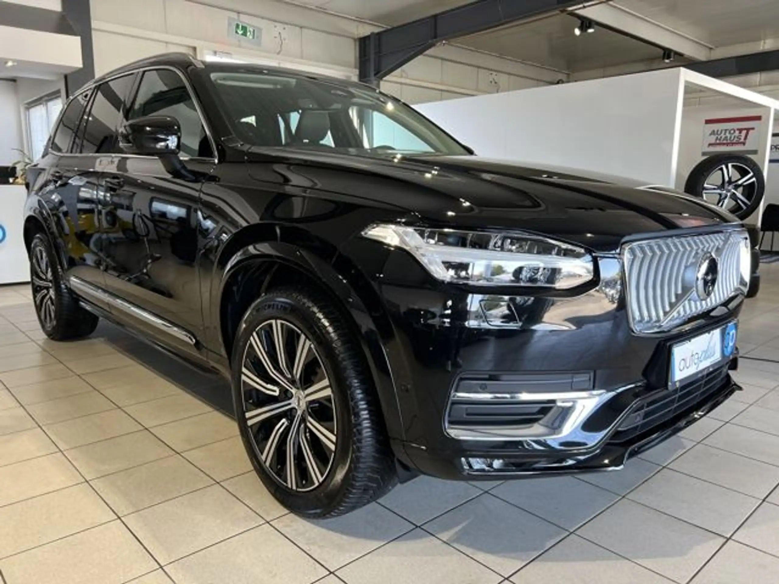 Volvo - XC90