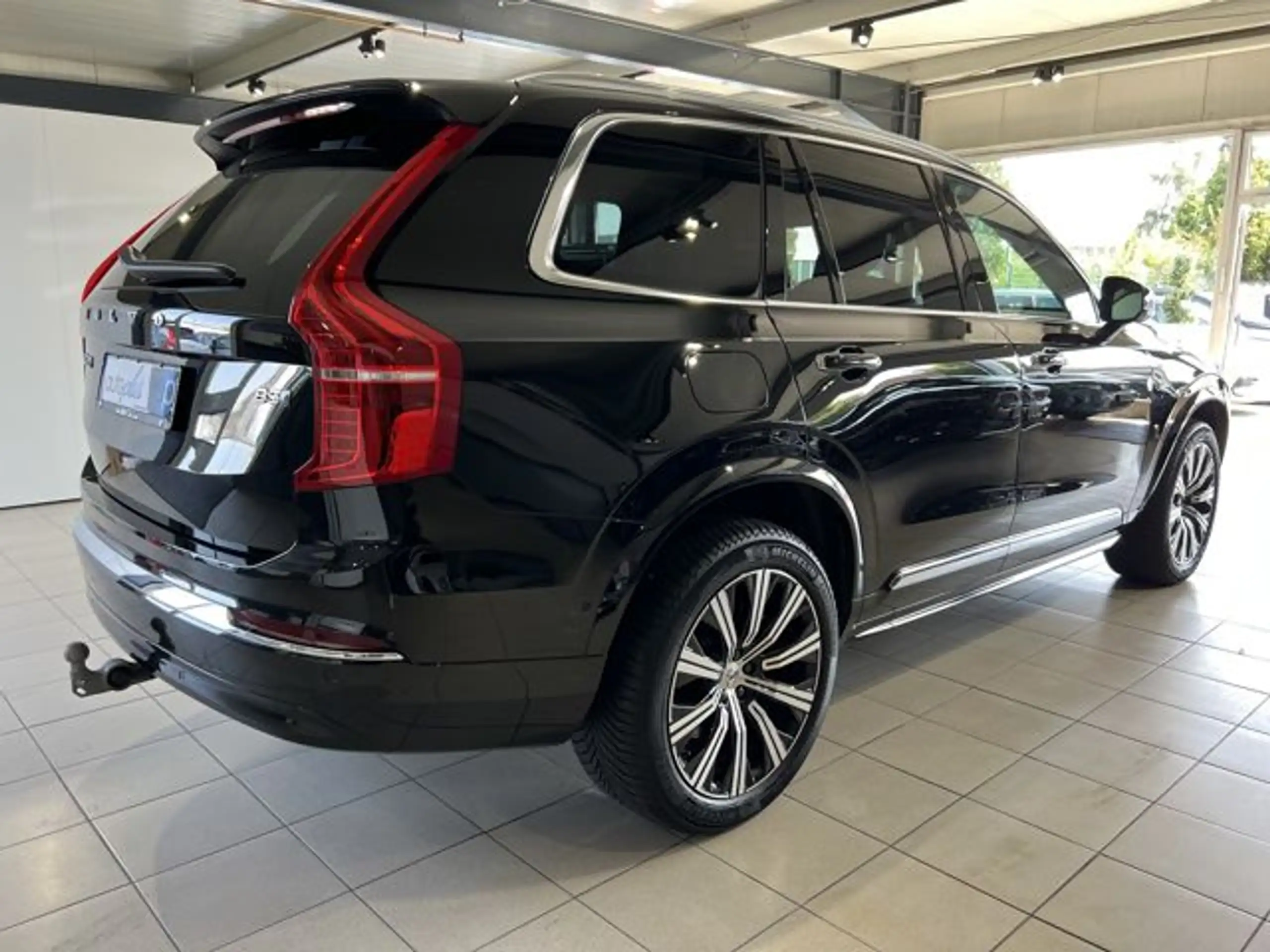 Volvo - XC90