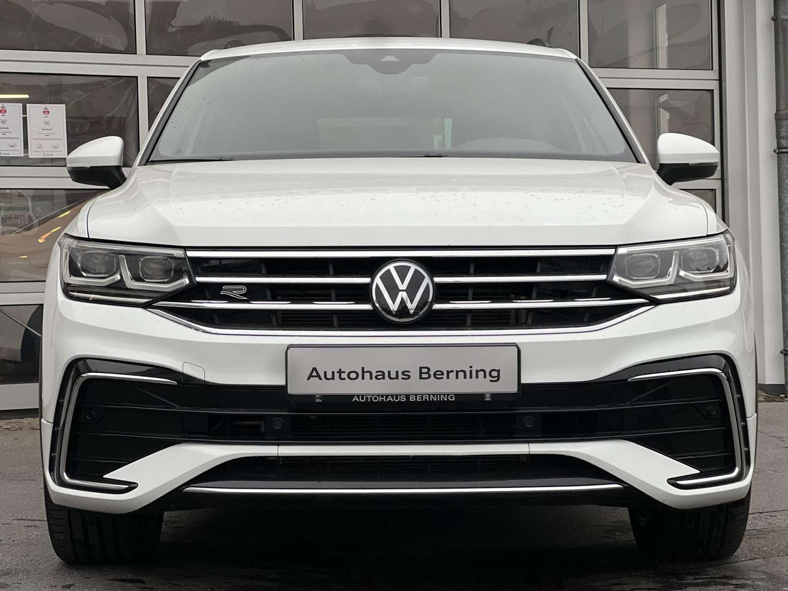 Volkswagen - Tiguan